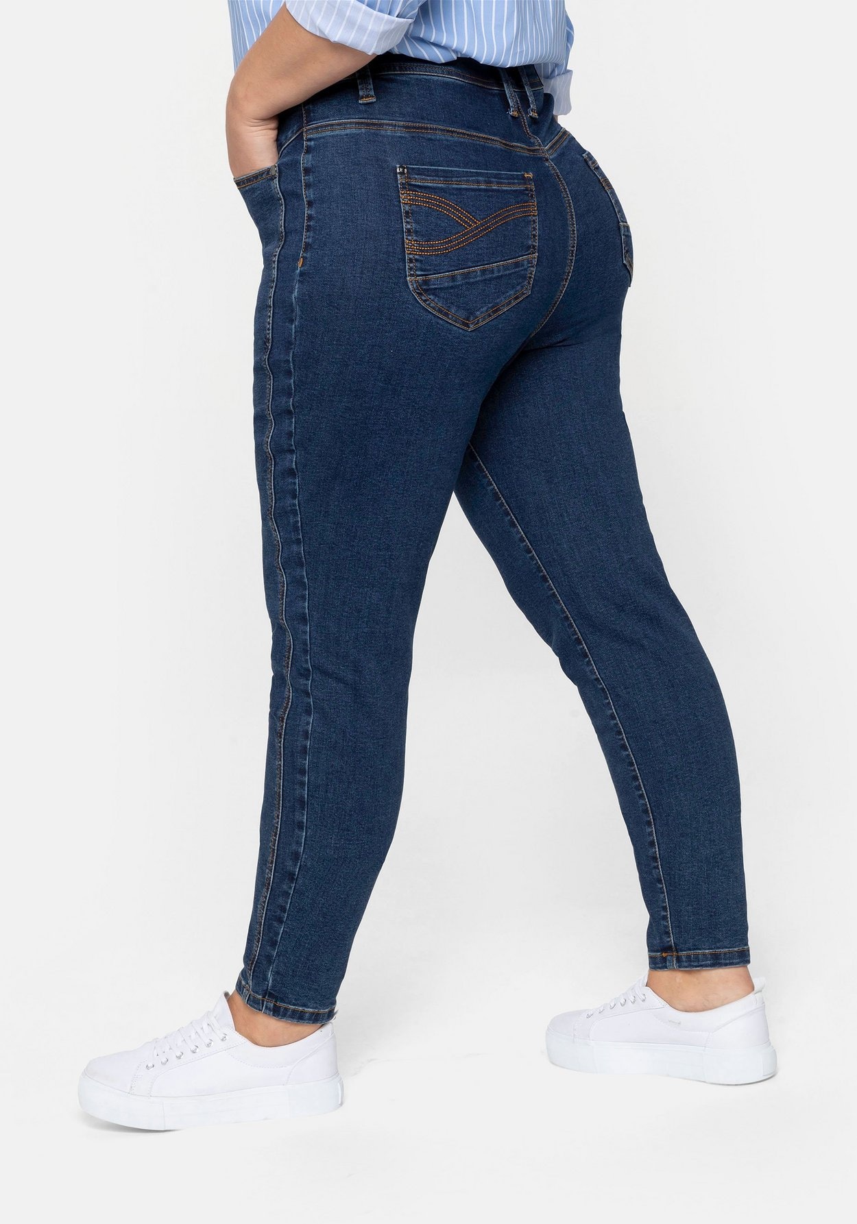 Sheego Stretch-Jeans »Jeans «Die Girlfriend», mit vorverlegter Seitennaht«