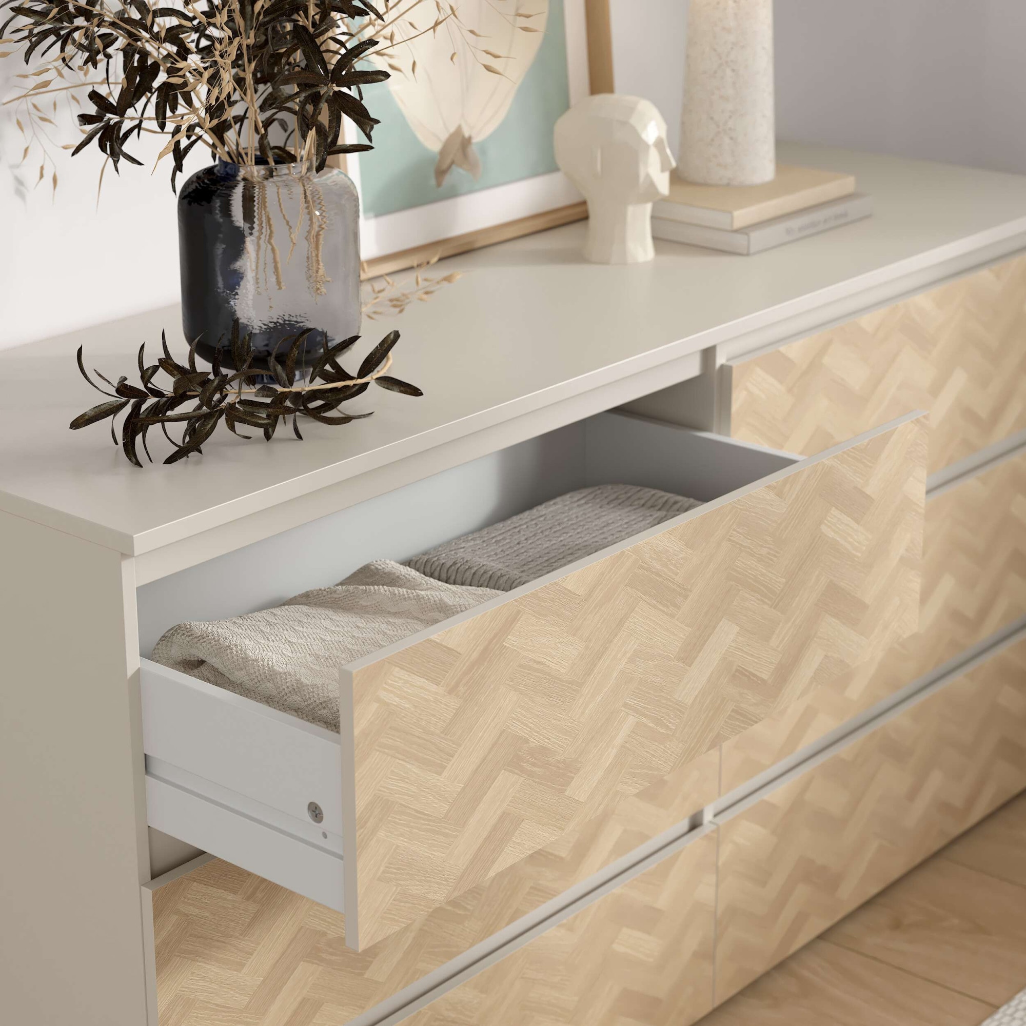 Home affaire Kommode »Maise in Holzoptik mit elegantem Fischgrätmuster« Fischgrätdekorfronten für einen modernen Wohnstil