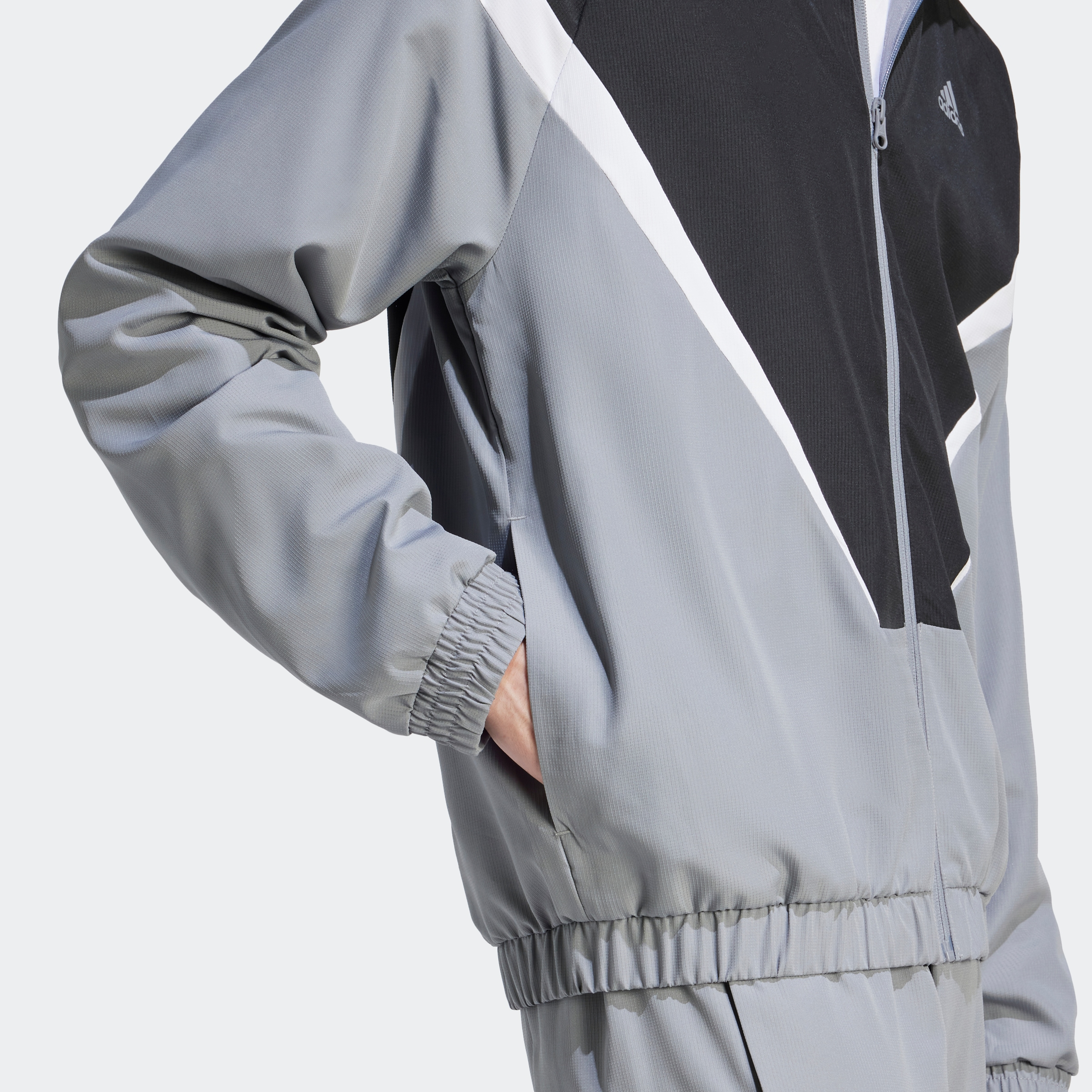 adidas Sportswear Trainingsanzug »SPORTSWEAR WOVEN NON-HOODED«, (2 tlg.)