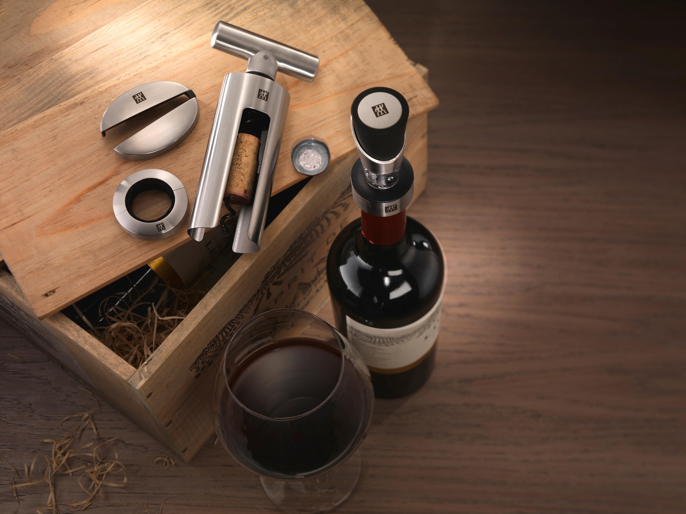 Zwilling Dekanter »Sommelier«, (1 tlg.), 18/10 Edelstahl, Rostfrei, für alle Weinflaschen, mit Stopfen
