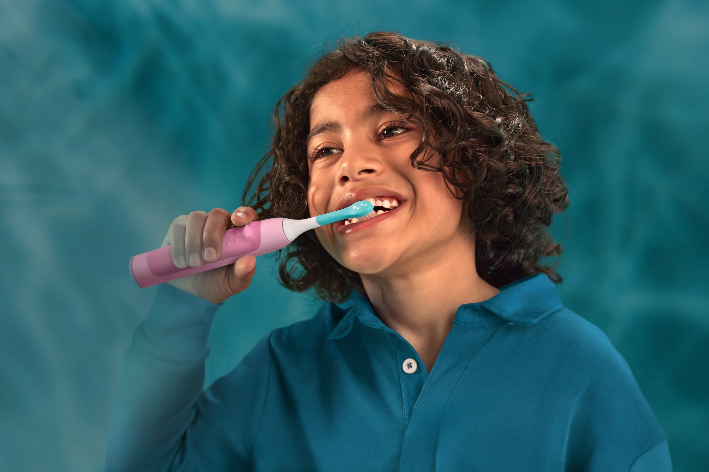 Philips Sonicare Elektrische Zahnbürste »For Kids Smart HX6600« 2 Stk. Aufsteckbürsten mit App-Anbindung, 2 Putzprogrammen und 21 Tagen Akkulaufzeit