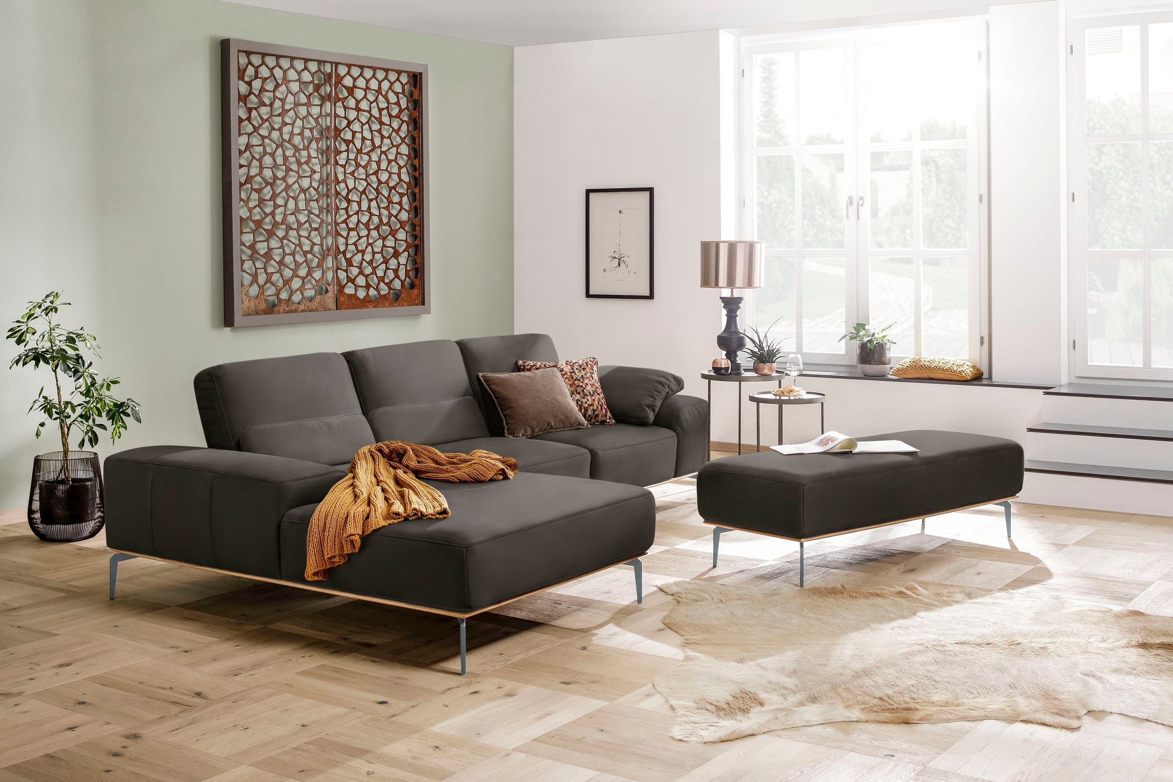 W.SCHILLIG Polsterhocker »run«, mit elegantem Holzsockel, Füße in Silber matt, Breite 150 cm