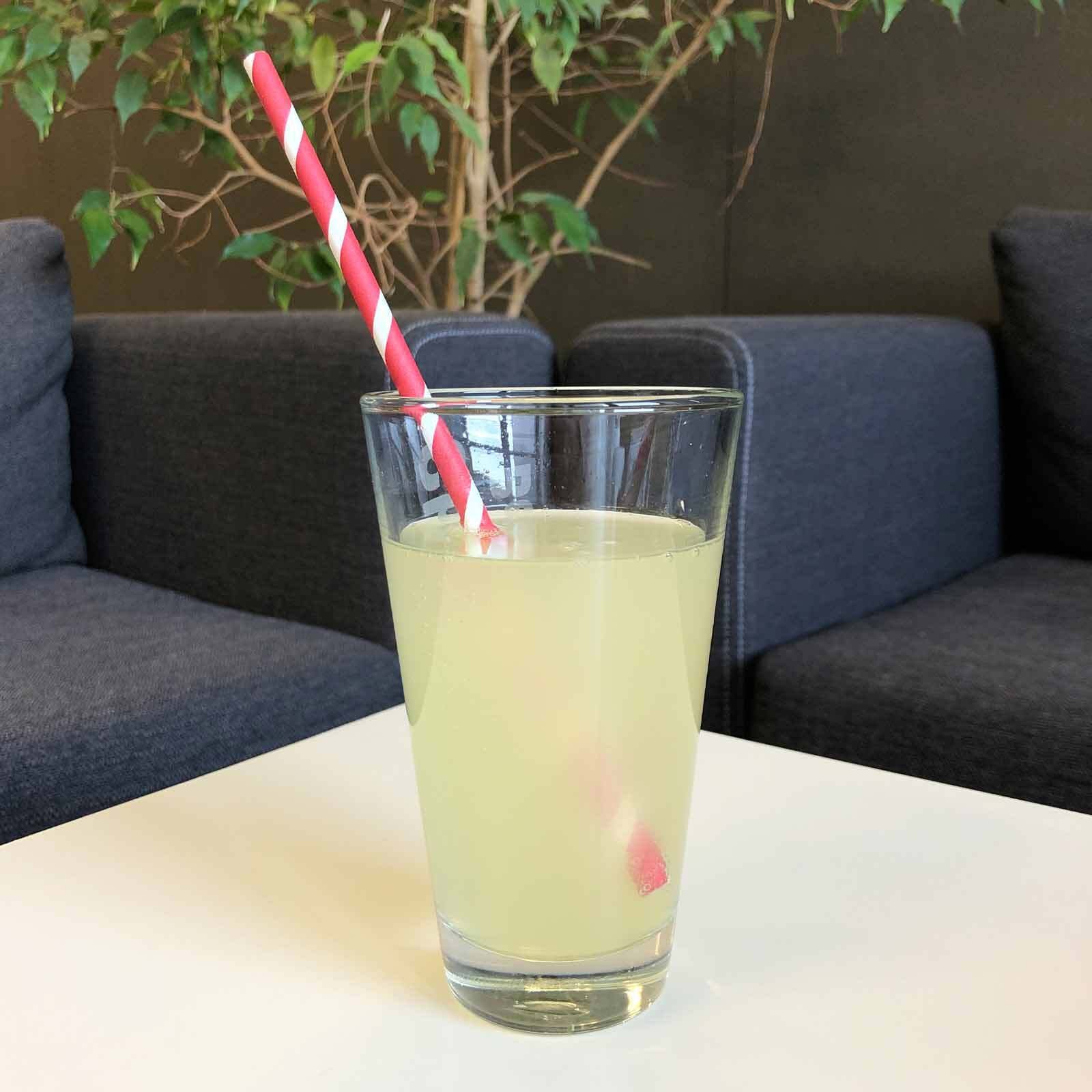 LUXENTU Trinkhalme »Papier-Trinkhalme gestreift 20 cm 100er Set« Aus stabilem und hochwertigem Papier, ungebleicht, frei von Chemikalien, 100% biologisch abbaubar, absolut geschmacksneutral