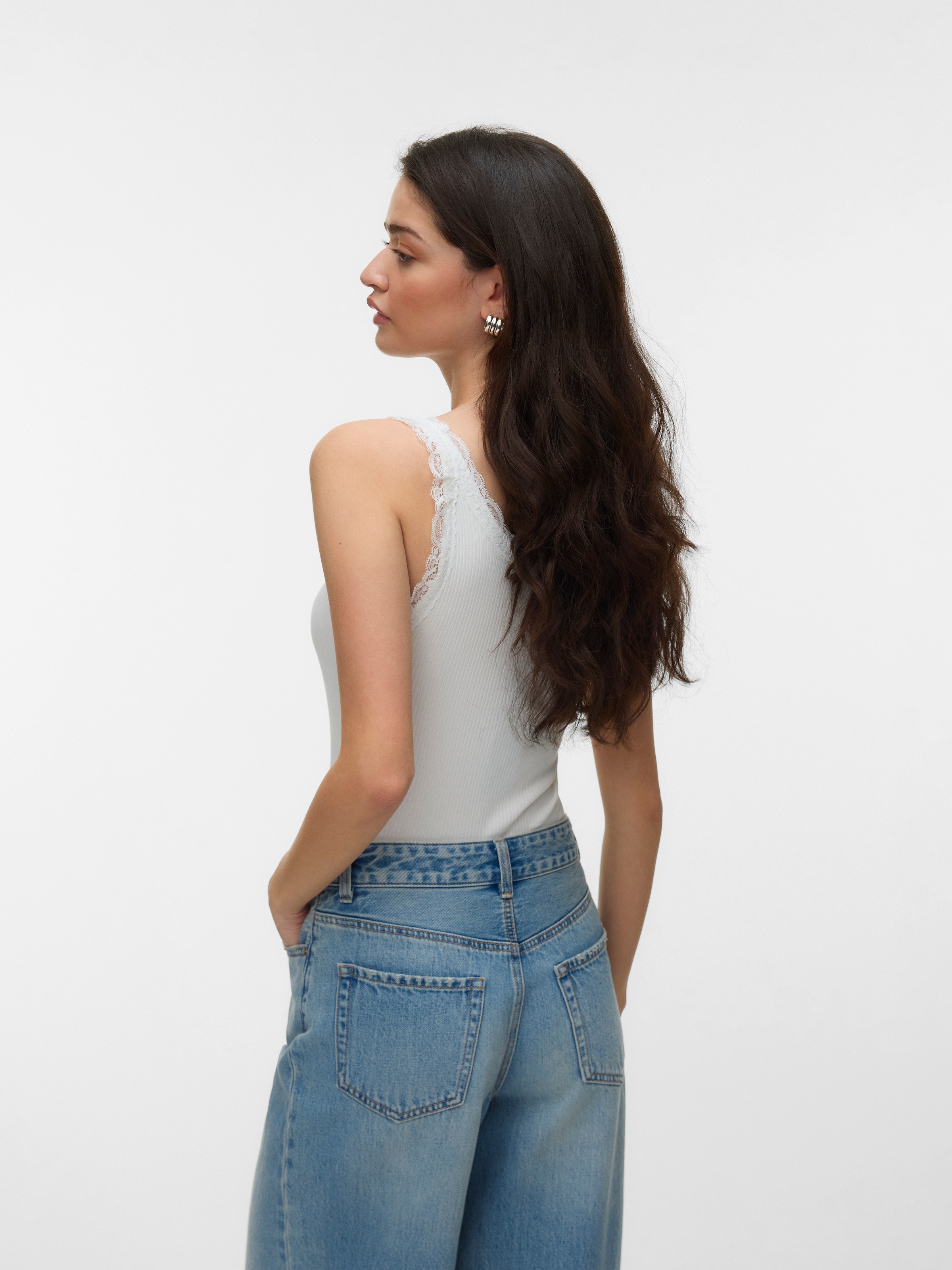 Vero Moda Tanktop »VMNANA LACE TANK TOP JRS NOOS« Baumwollmischung