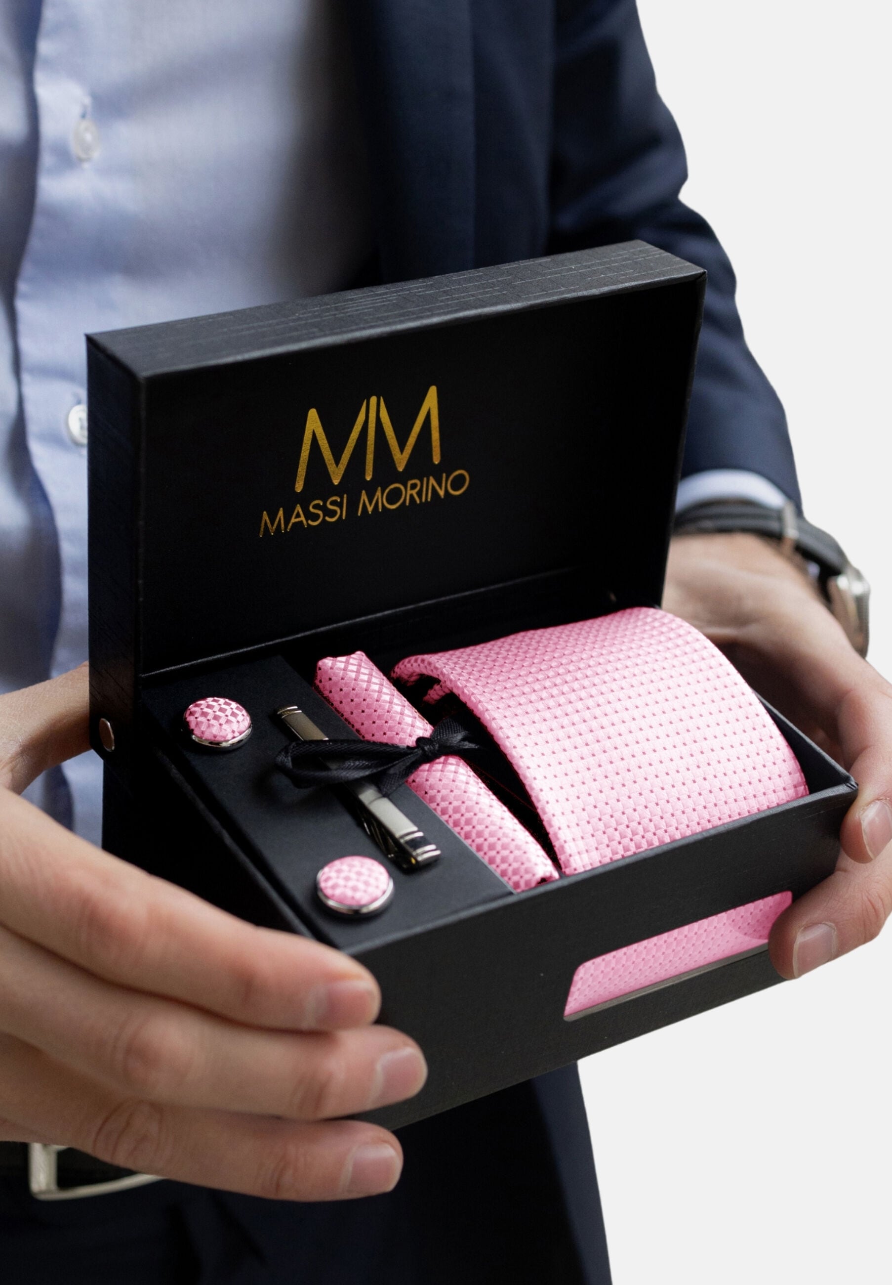 Massi Morino Krawatte »Massi Morino Krawatten-Set« mit Einstecktuch, Manschettenknöpfen und Krawattenklammer