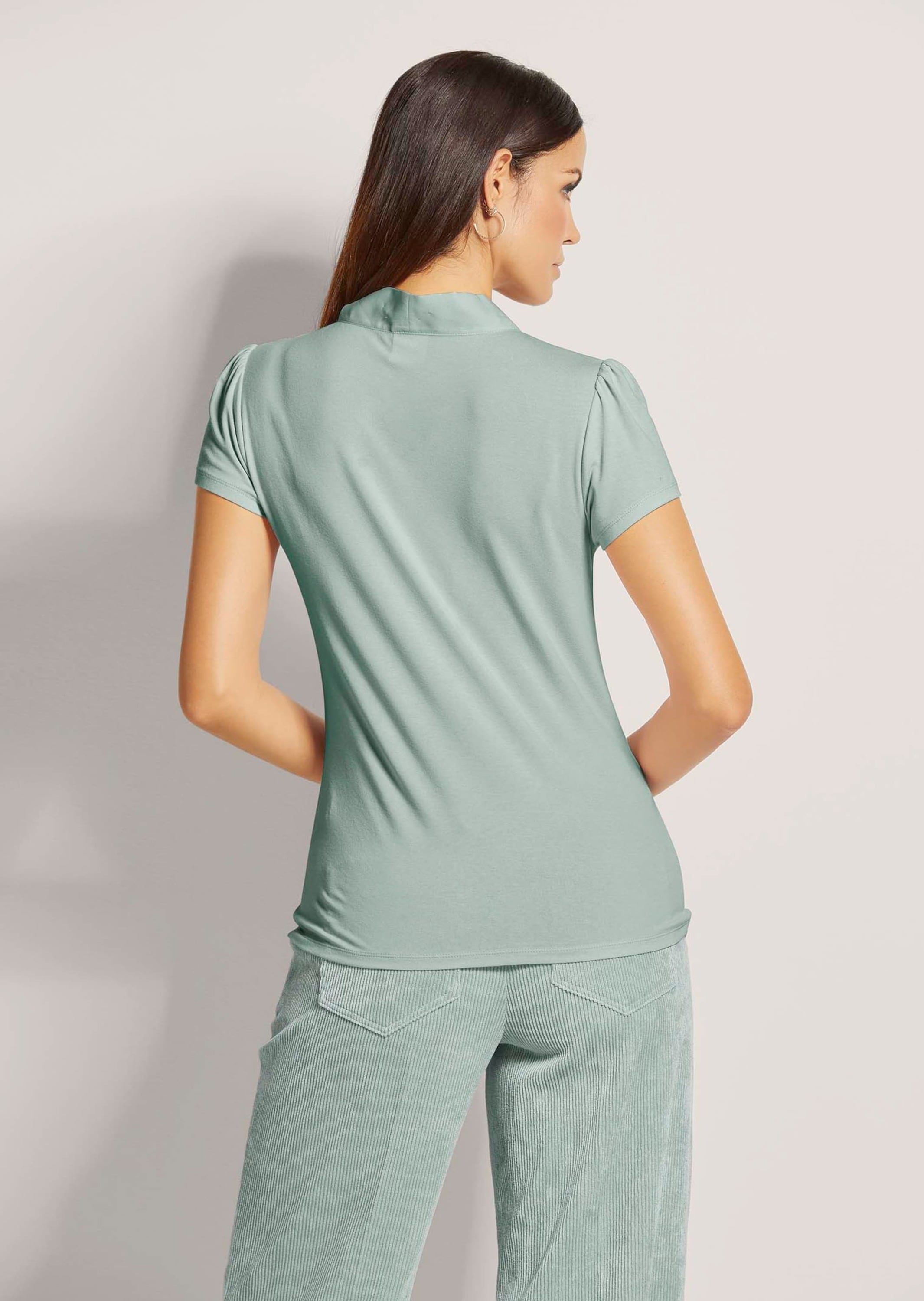 MADELEINE Kurzarmshirt »Blusenshirt Kurzarmoberteil mit Schluppe« Glanzbänder die zur Schluppe gebunden werden