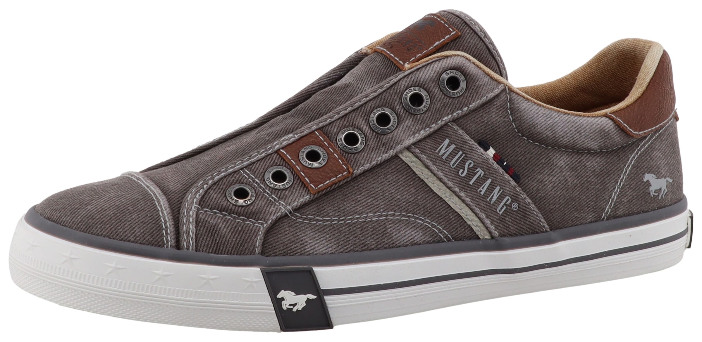 Mustang Shoes Slip-On Sneaker »Calogero«  Slipper, Freizeitschuh, Halbschuh mit Kontrastnähten