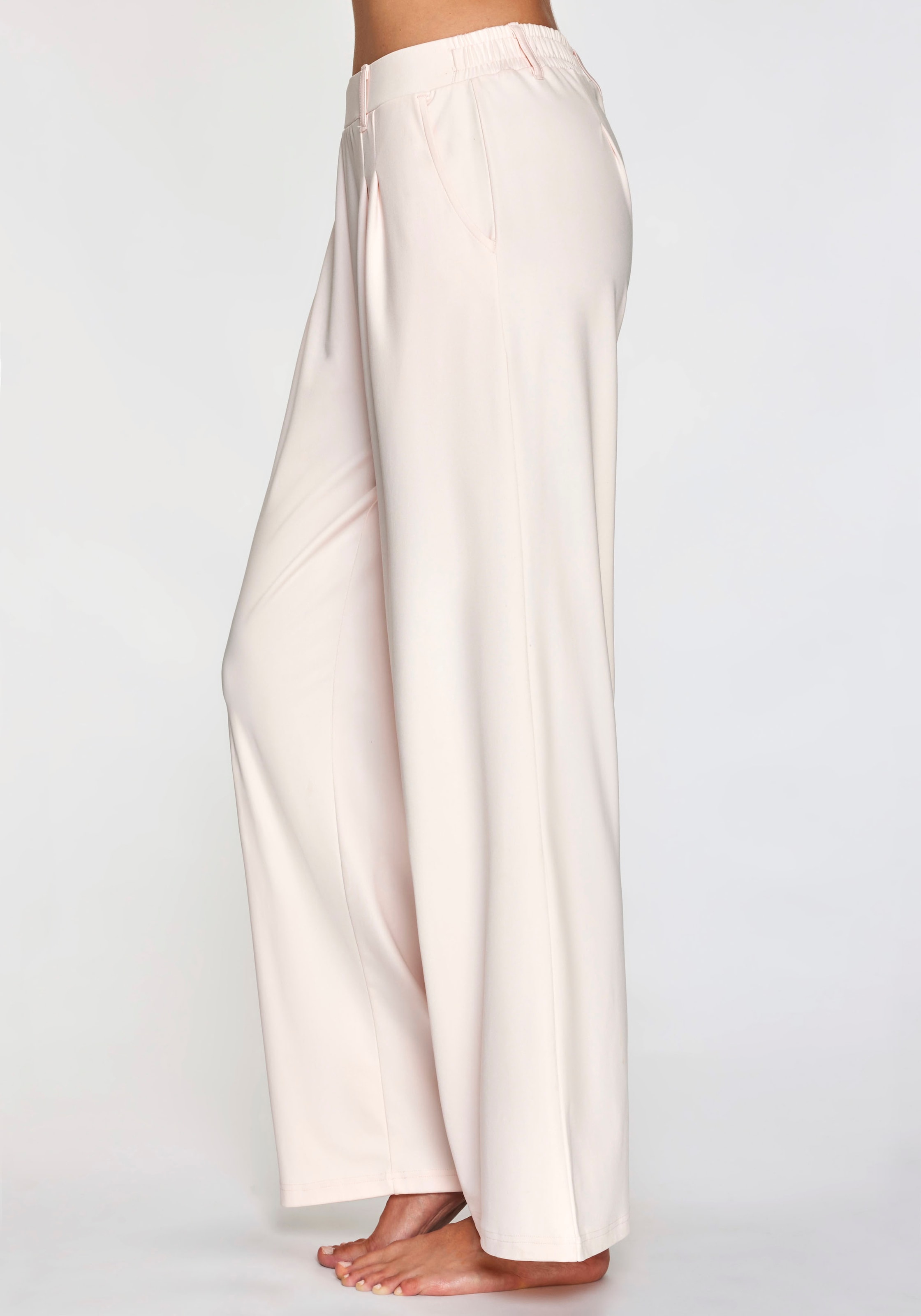 H.I.S Palazzohose, mit weitem Bein und kleinen Falten am Bündchen, Loungewear