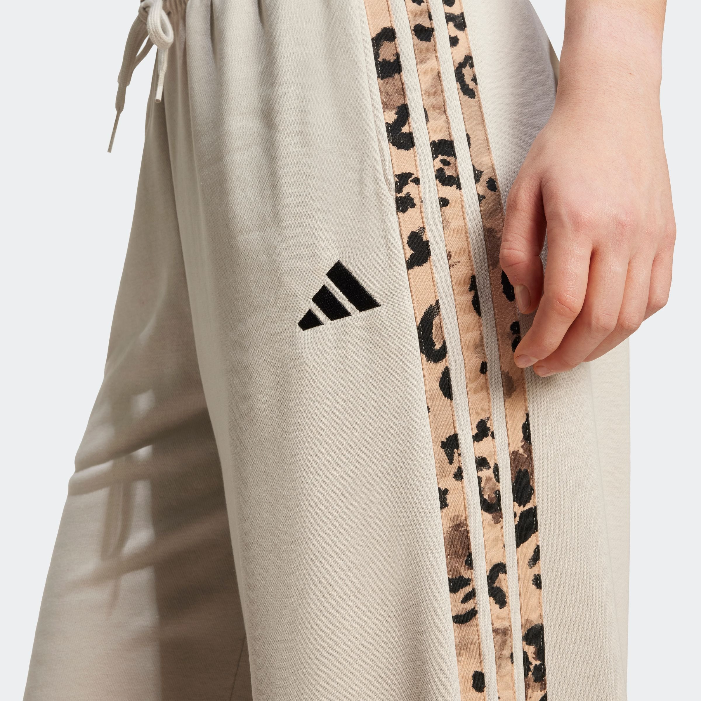 adidas Sportswear Sporthose »W AOP FT PT«, (1 tlg.)