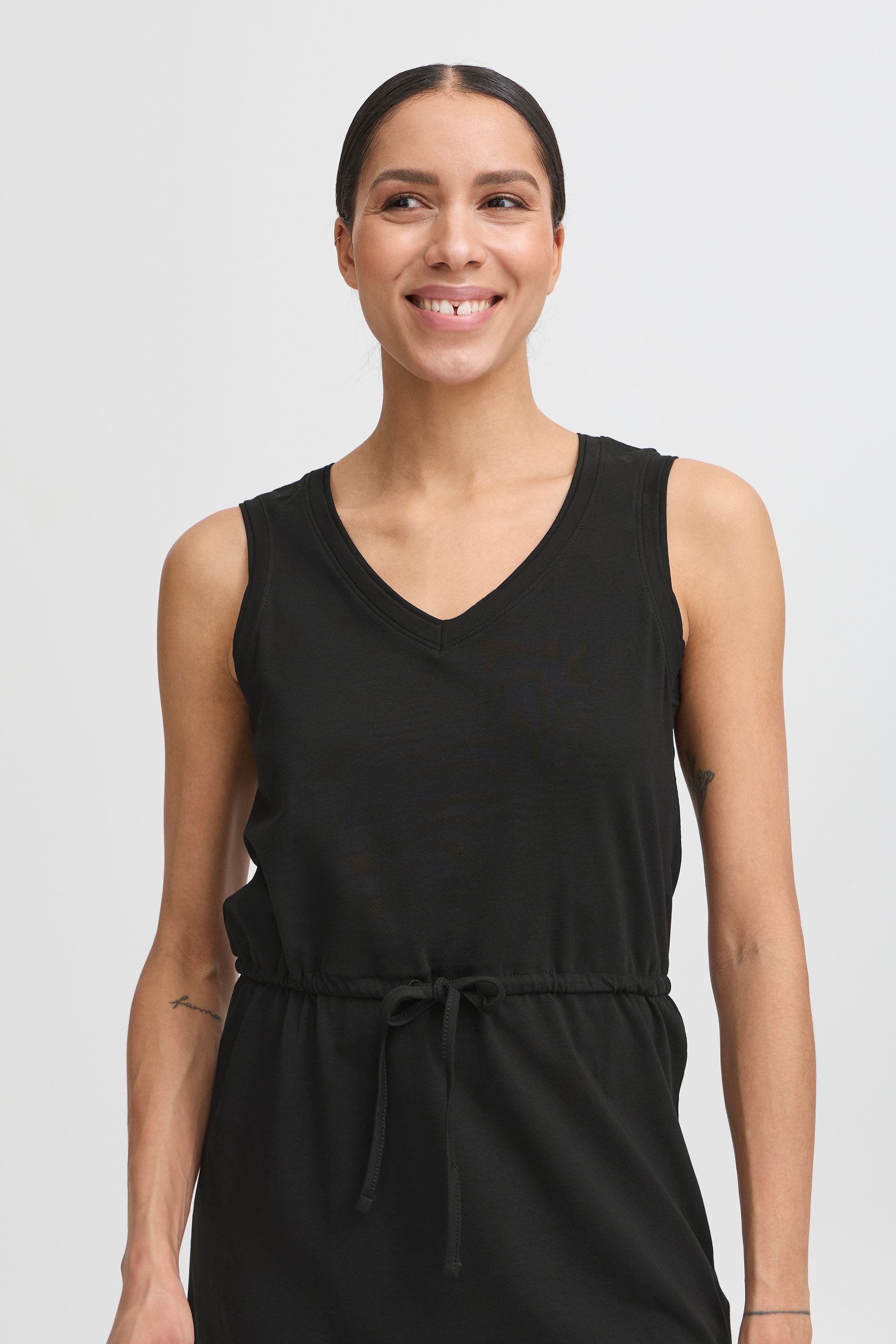 b.young Midikleid »Midikleid BYPANDINNA«