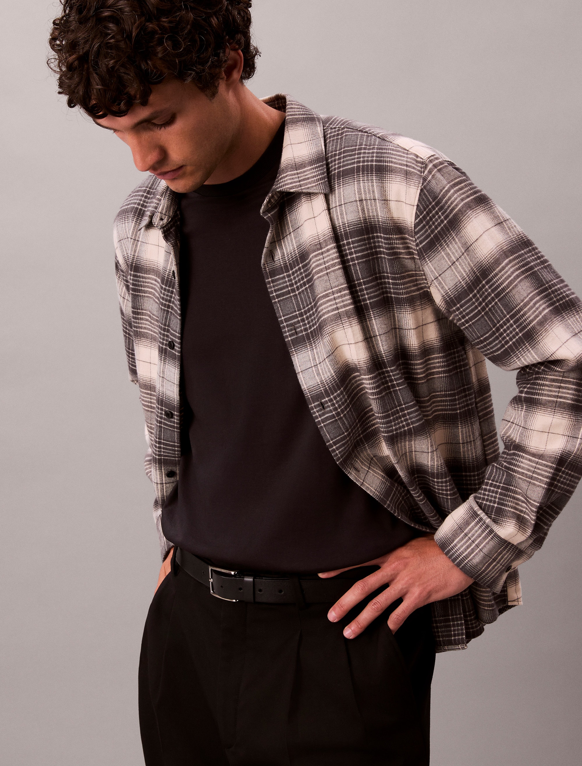Calvin Klein Jeans Langarmhemd »LS BRUSHED PLAID EASY SHIRT« Mit Rundhalsausschnitt, regular fit