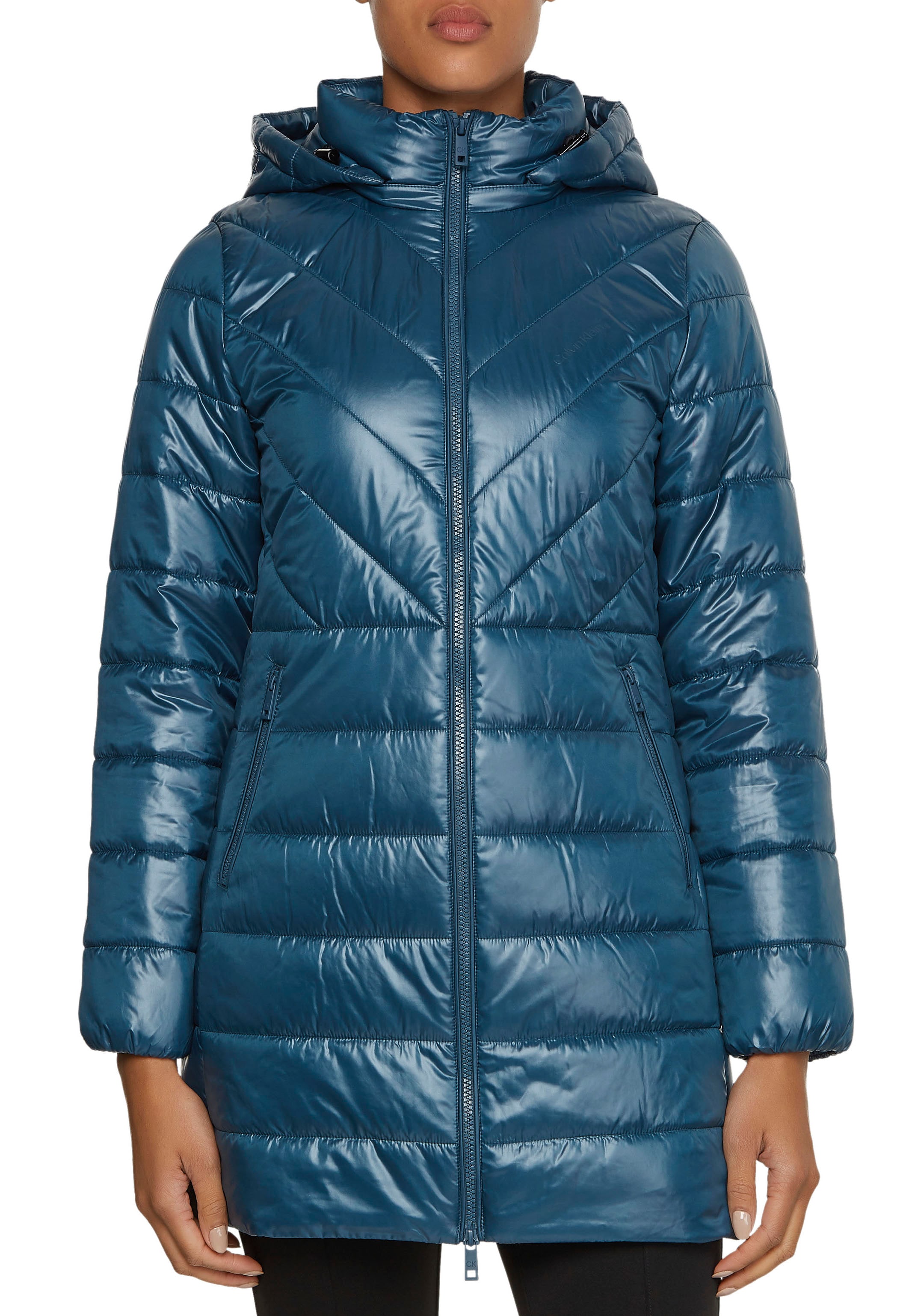 Calvin Klein Steppmantel »ESSENTIAL RECYCLED Calvin Klein dezentem COAT«, bei mit PADDED Branding ♕