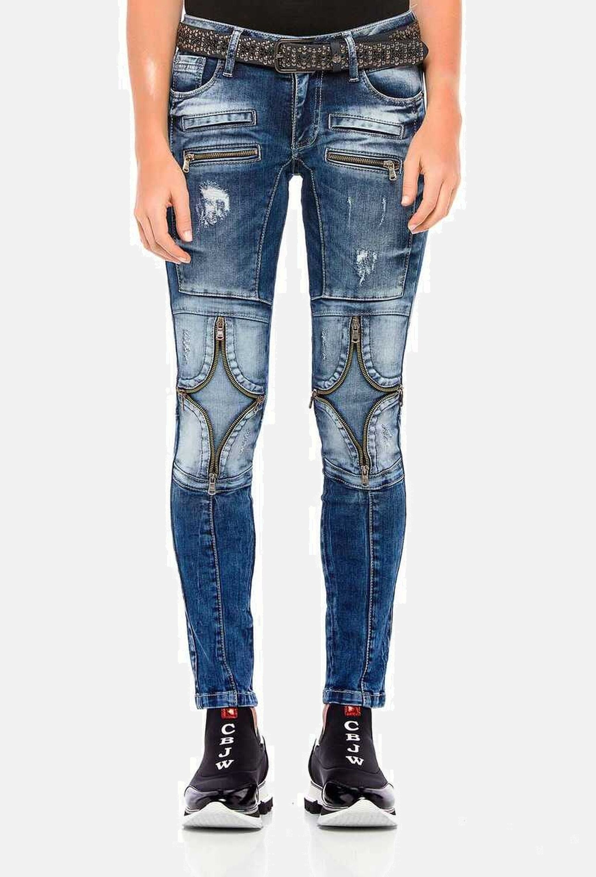 Cipo & Baxx 5-Pocket-Jeans »Cipo & Baxx Jeans« mit vielen Applikationen, WD377