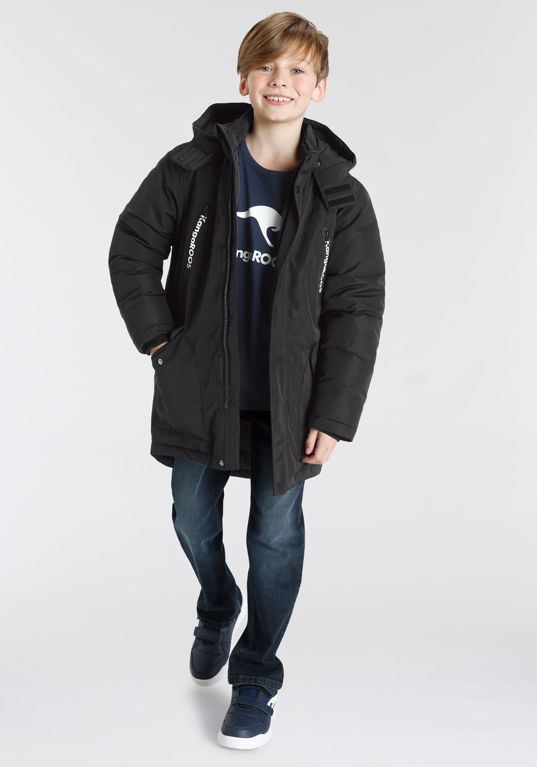 KangaROOS Parka »Outdoorjacke mit Reflektoren«, mit Kapuze, Brusttaschen mit bedruckten Reißverschlüssen
