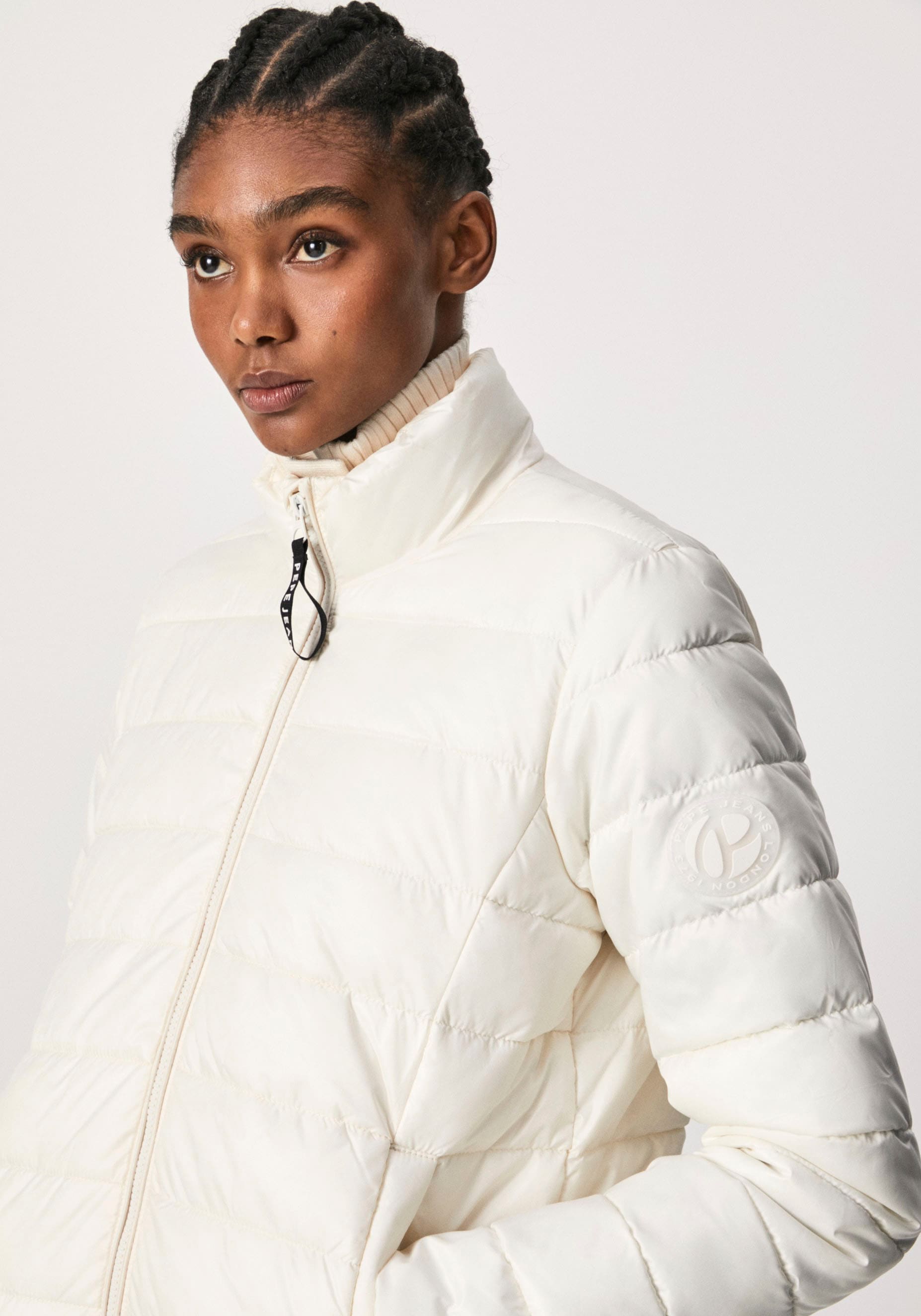 Pepe Jeans Steppjacke »FANNY«, mit durchgehendem Reißverschluss und toller Steppung