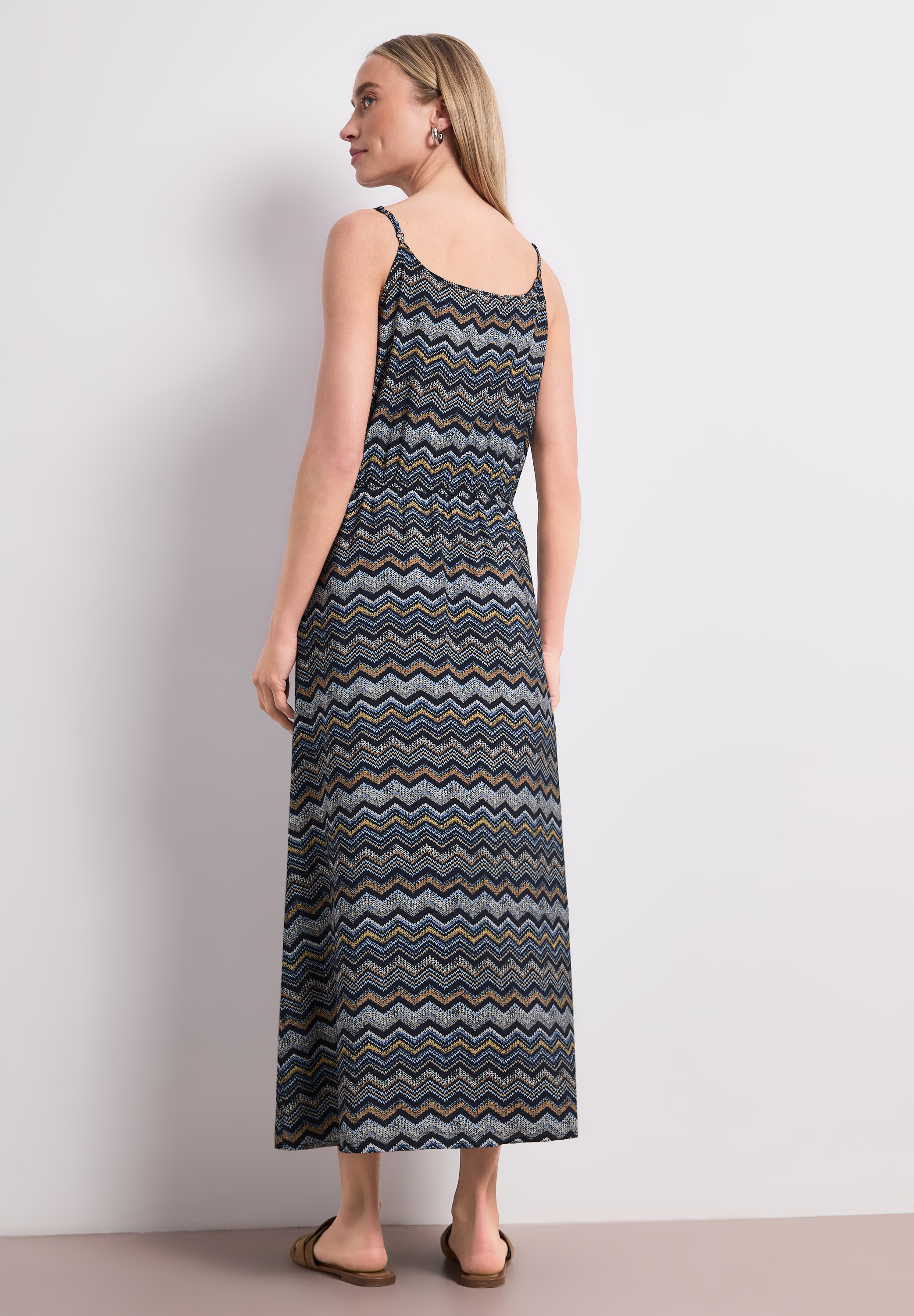 STREET ONE Midikleid Ohne Taschen Sommerkleid mit Zick-Zack-Muster