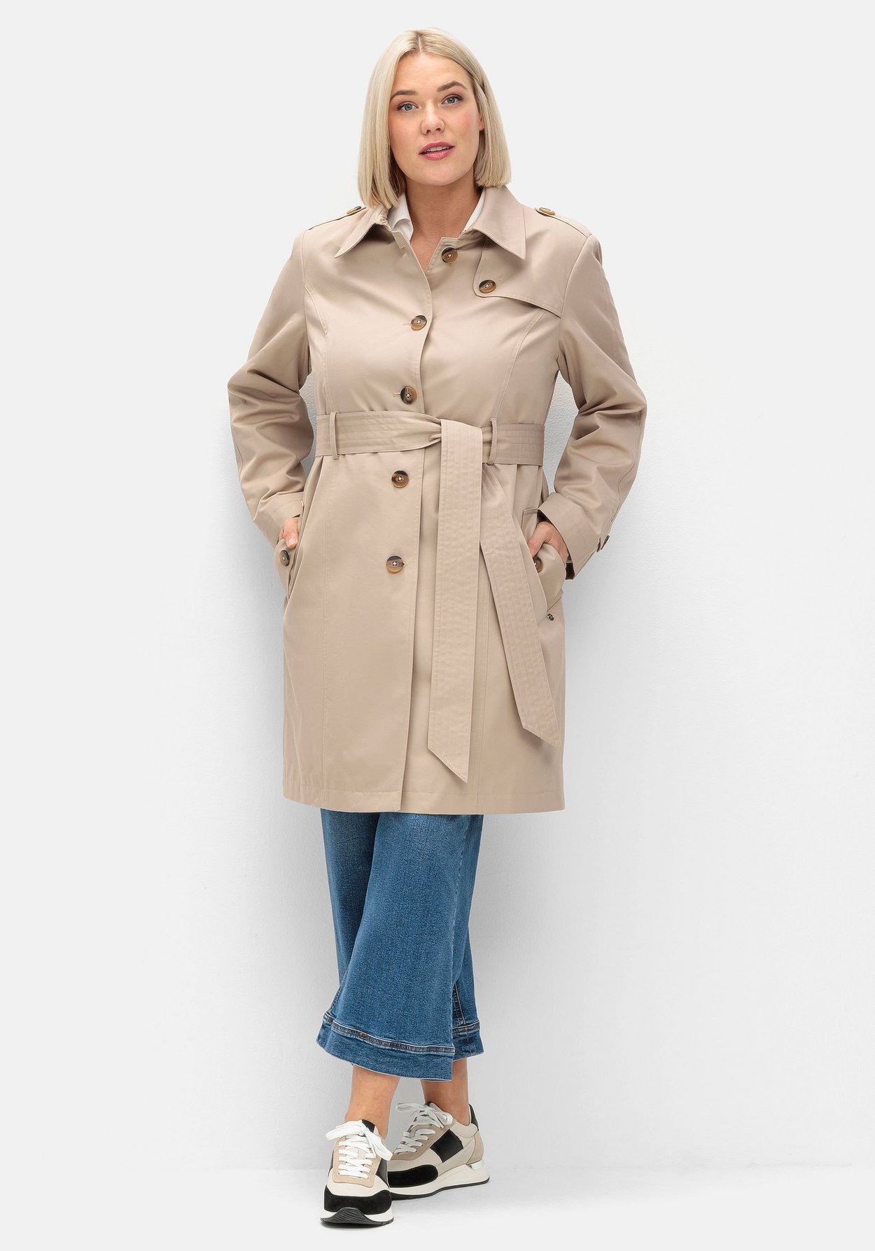 Sheego Trenchcoat »Trenchcoat in wasserabweisender Qualität«, (mit Gürtel)