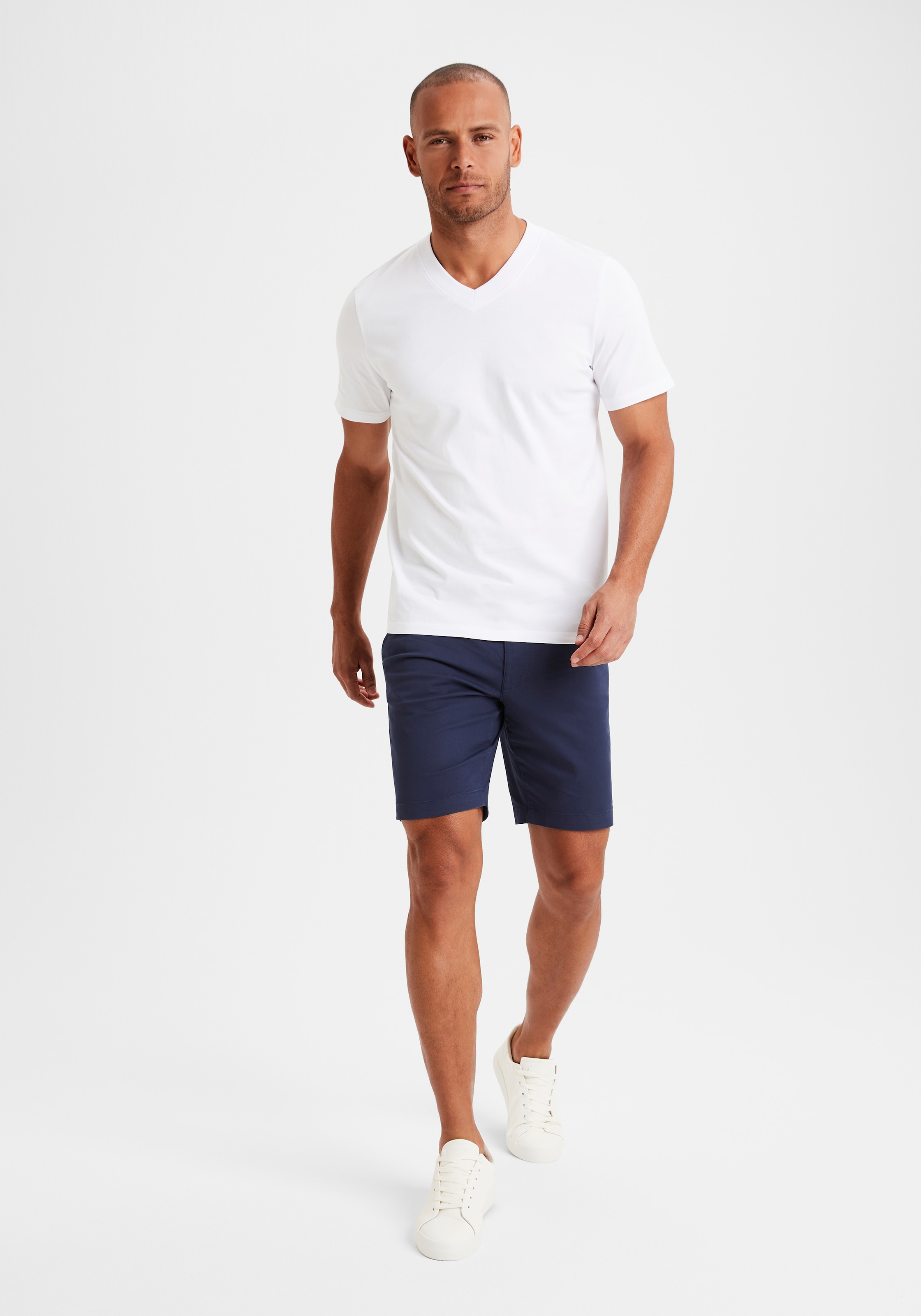 KangaROOS T-Shirt »Regular Fit,«, (2er-Pack), Freizeitshirt mit Kurzarm, V-Ausschnitt aus reine Baumwolle