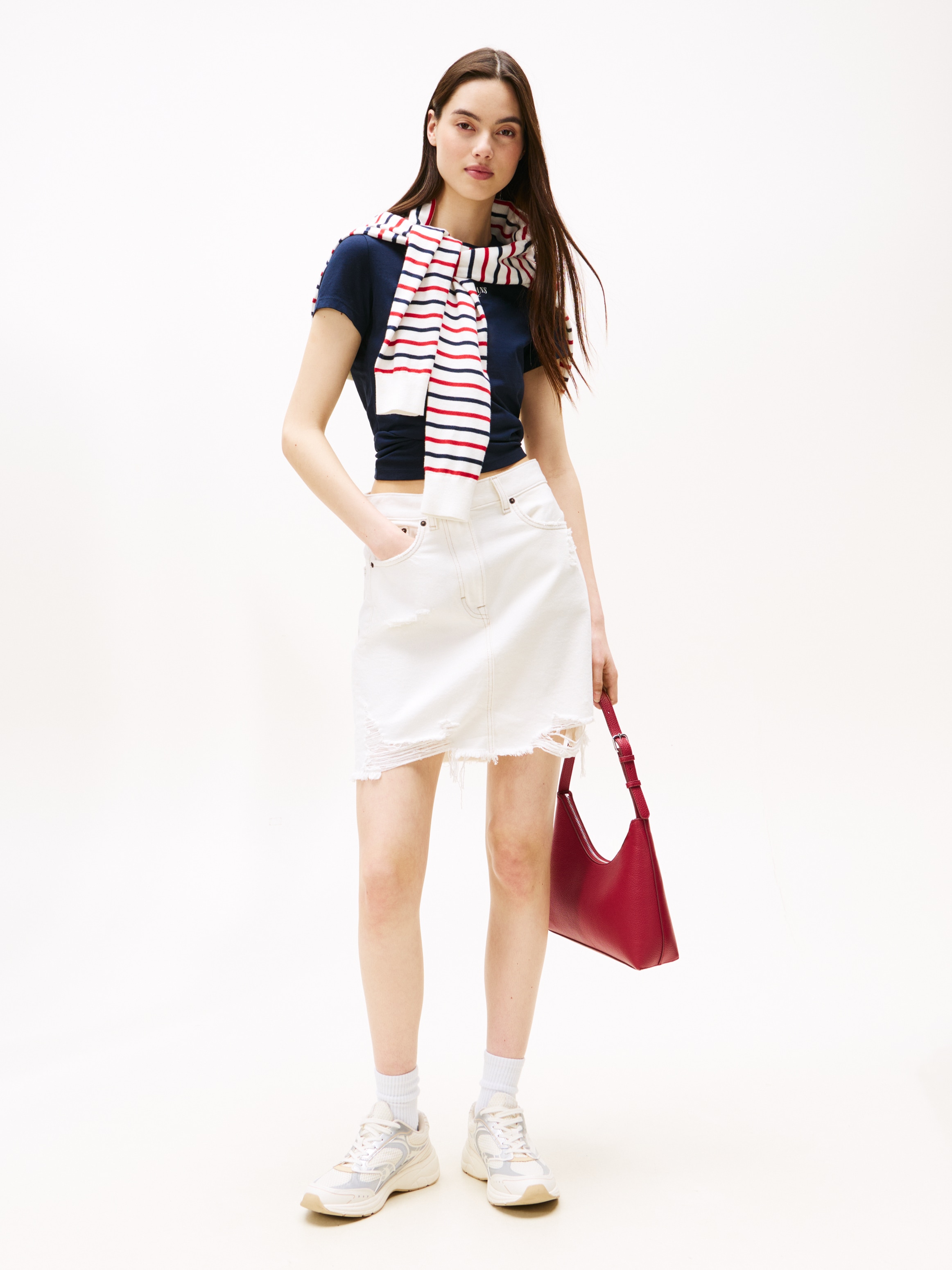 Tommy Jeans Kurzarmshirt »TJW SLIM ESSENTIAL LOGO2 TEE EXT«
