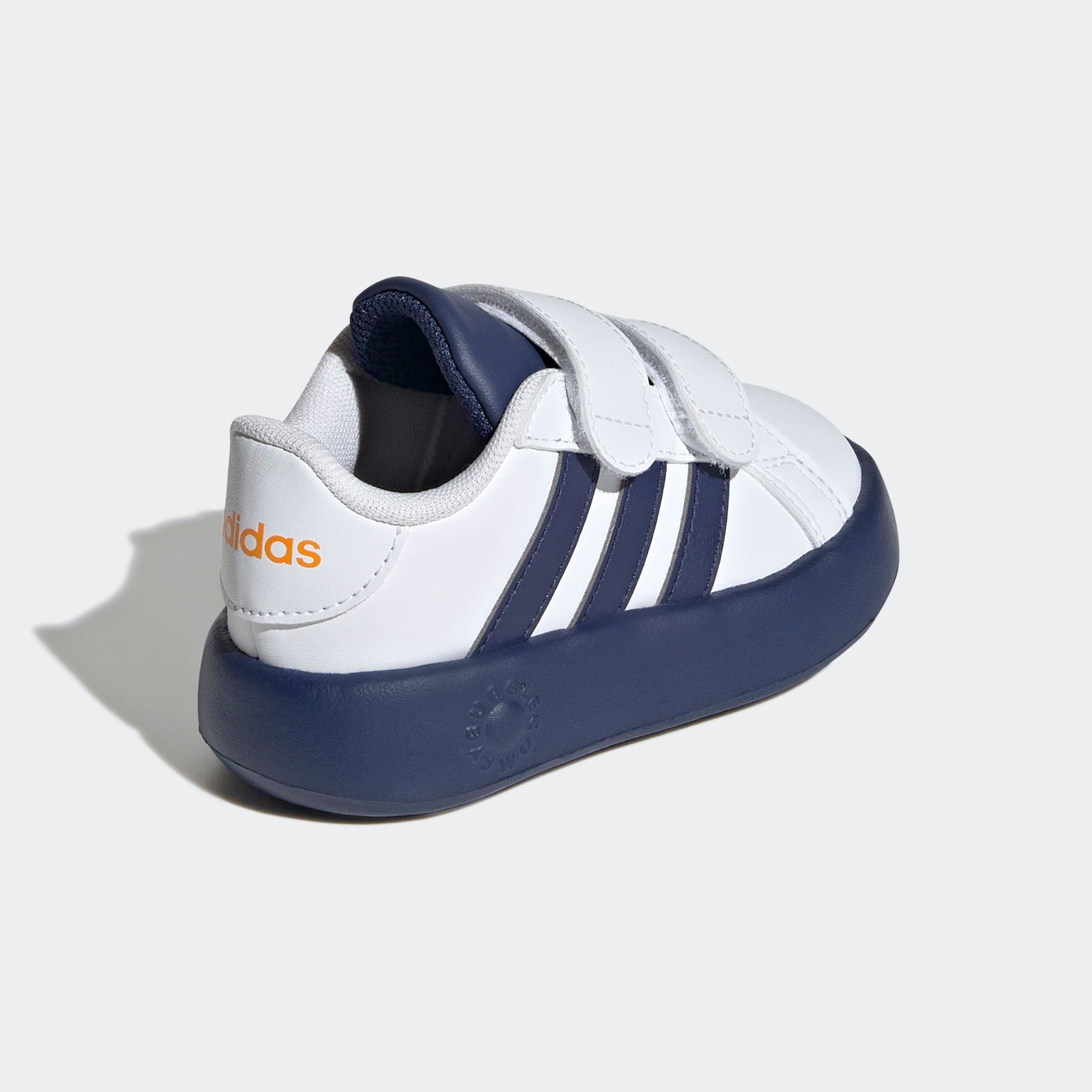 adidas Sportswear Klettschuh »GRAND COURT 2.0 KIDS«, Design auf den Spuren des adidas Superstar, für Kinder