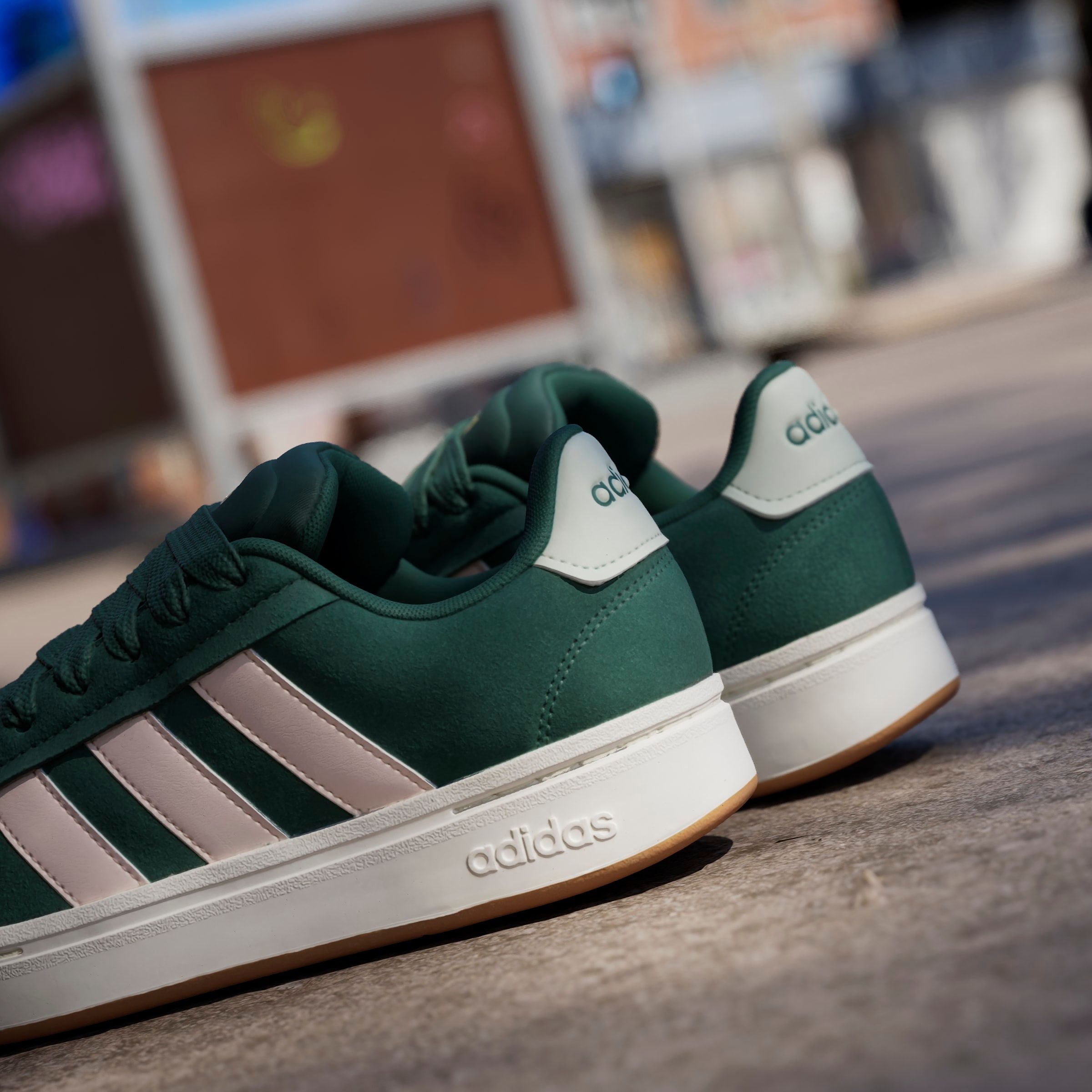 adidas Sportswear Sneaker »GRAND COURT ALPHA«  Design inspiriert vom adidas Campus 00