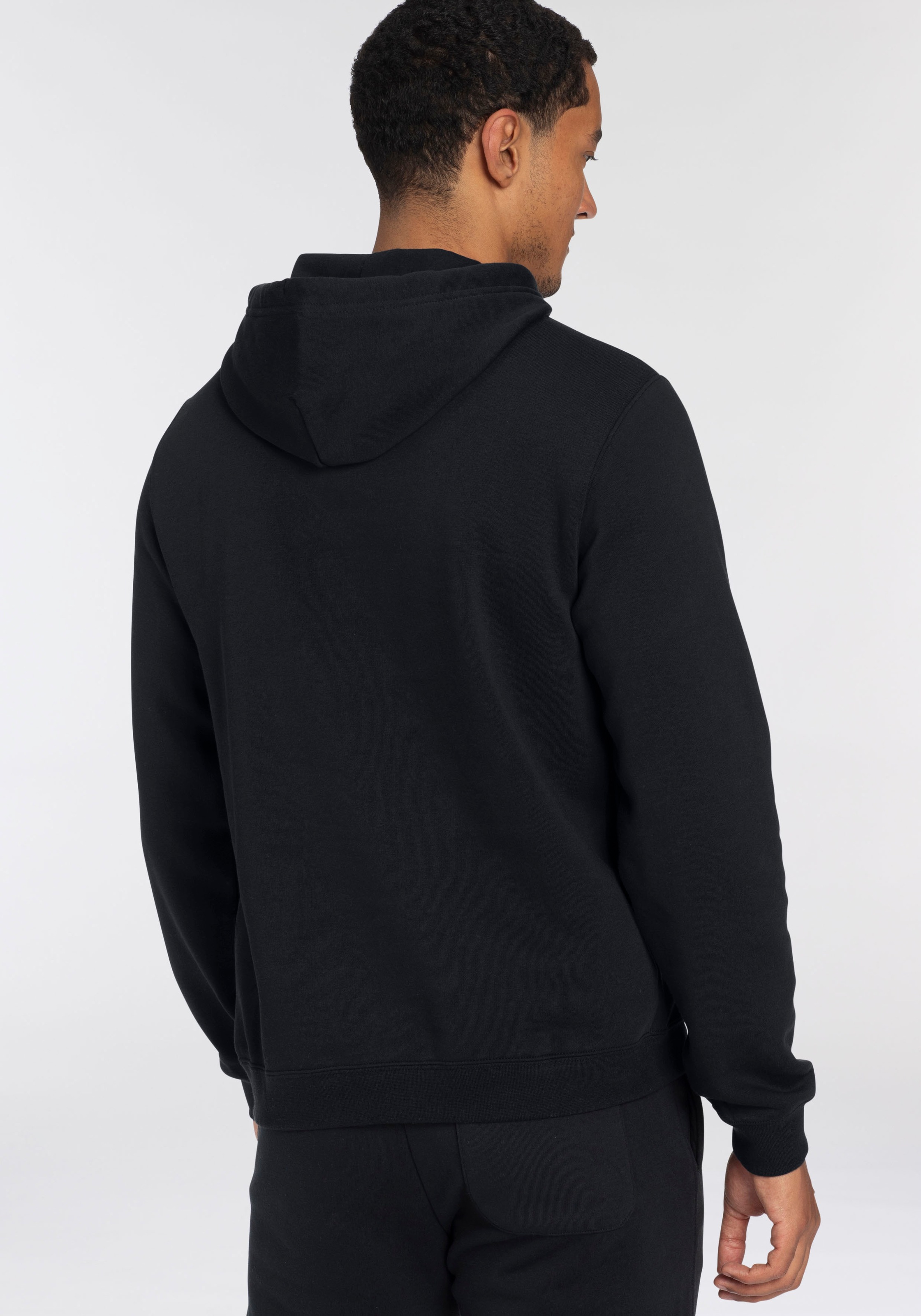 Converse Kapuzensweatshirt »EMBROIDERED STAR CHEVRON BRUSHED BACK FLEECE HOODIE«, (1 tlg.), Unisex