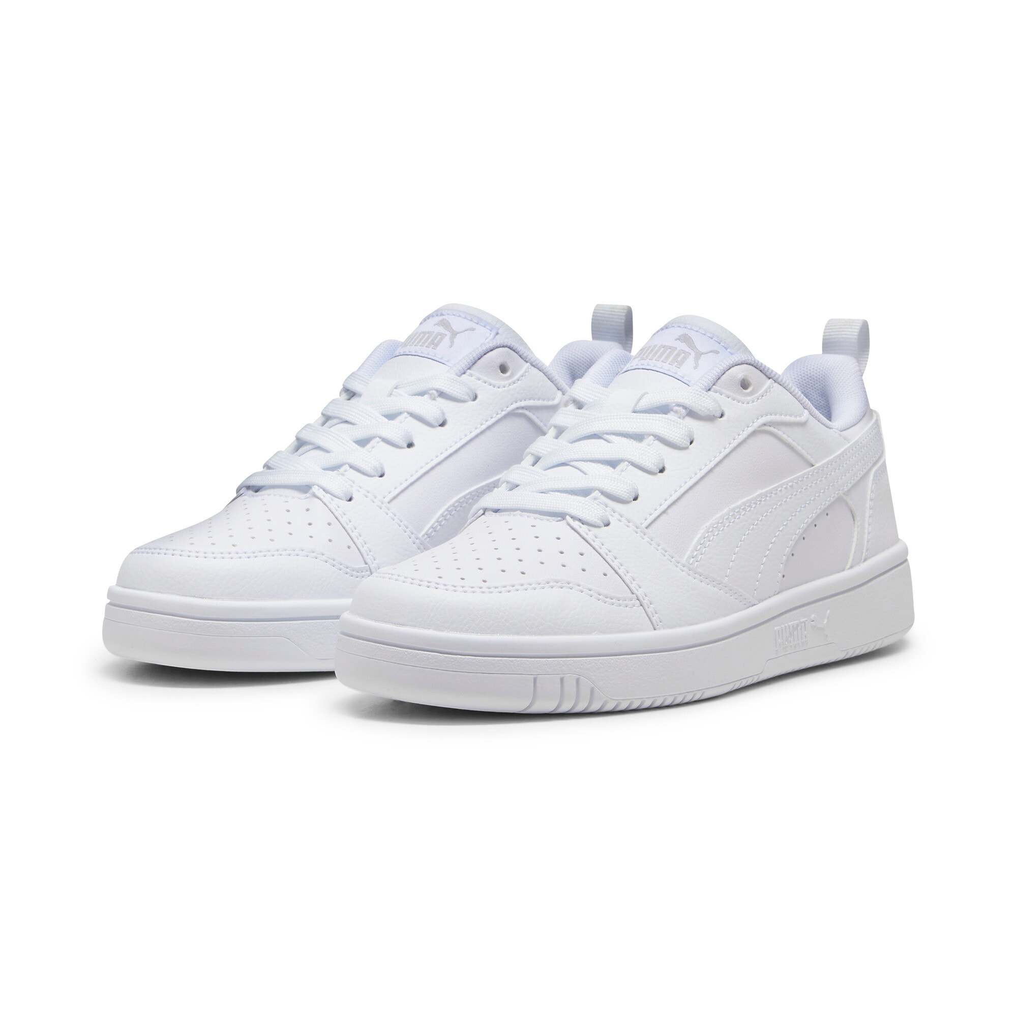 PUMA Sneaker »REBOUND V6 LO JR«  mit Schnürverschluss, dämpfendes Fußbett, aus Synthetik