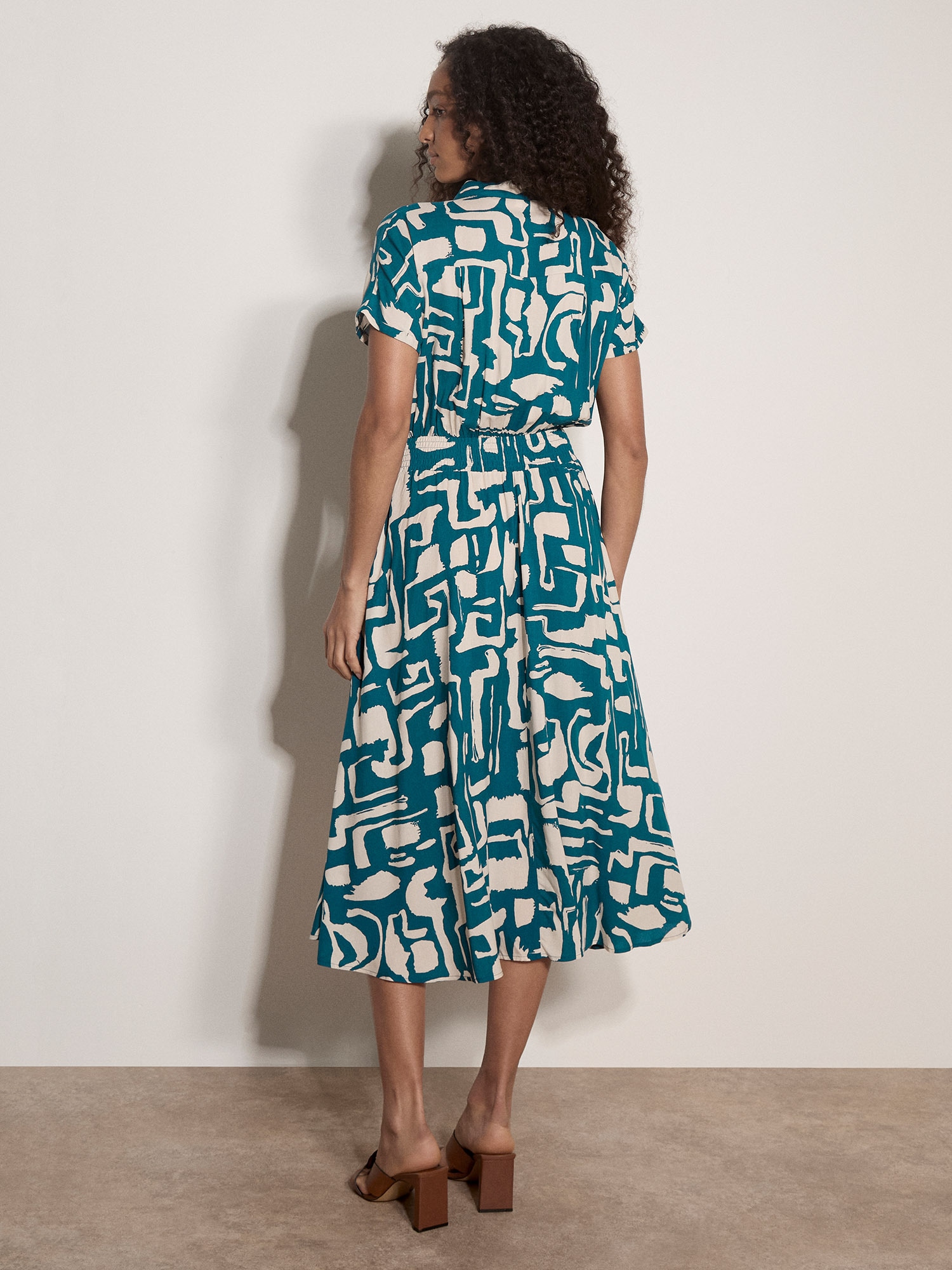 Apricot Midikleid »Geo-Midikleid« im griechischem Muster