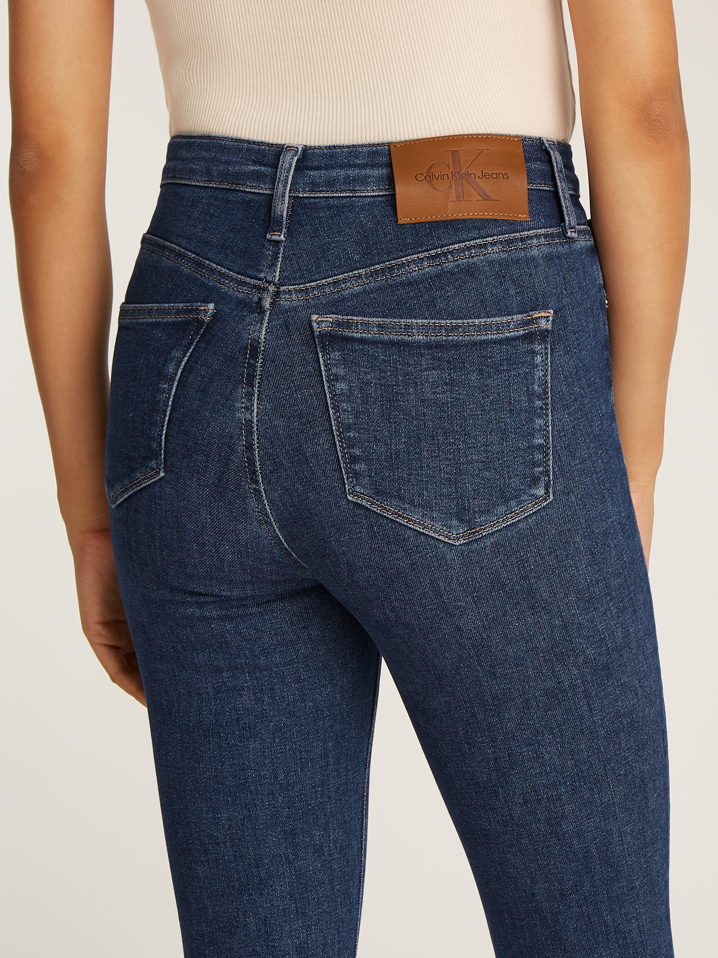 Calvin Klein Jeans Skinny-fit-Jeans »HIGH RISE SUPER SKINNY ANKLE«, in blauer Waschung