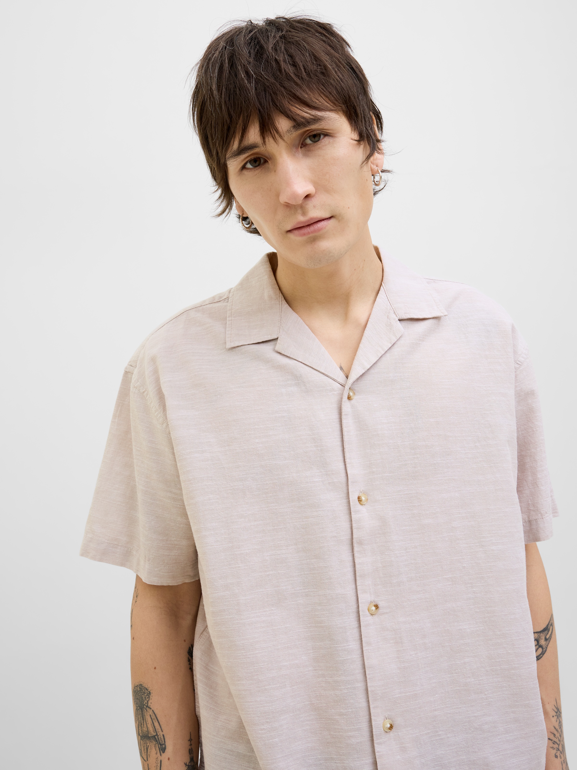 Jack & Jones Kurzarmhemd »JJESUMMER RESORT SHIRT SS SN«, mit Resort Kragen