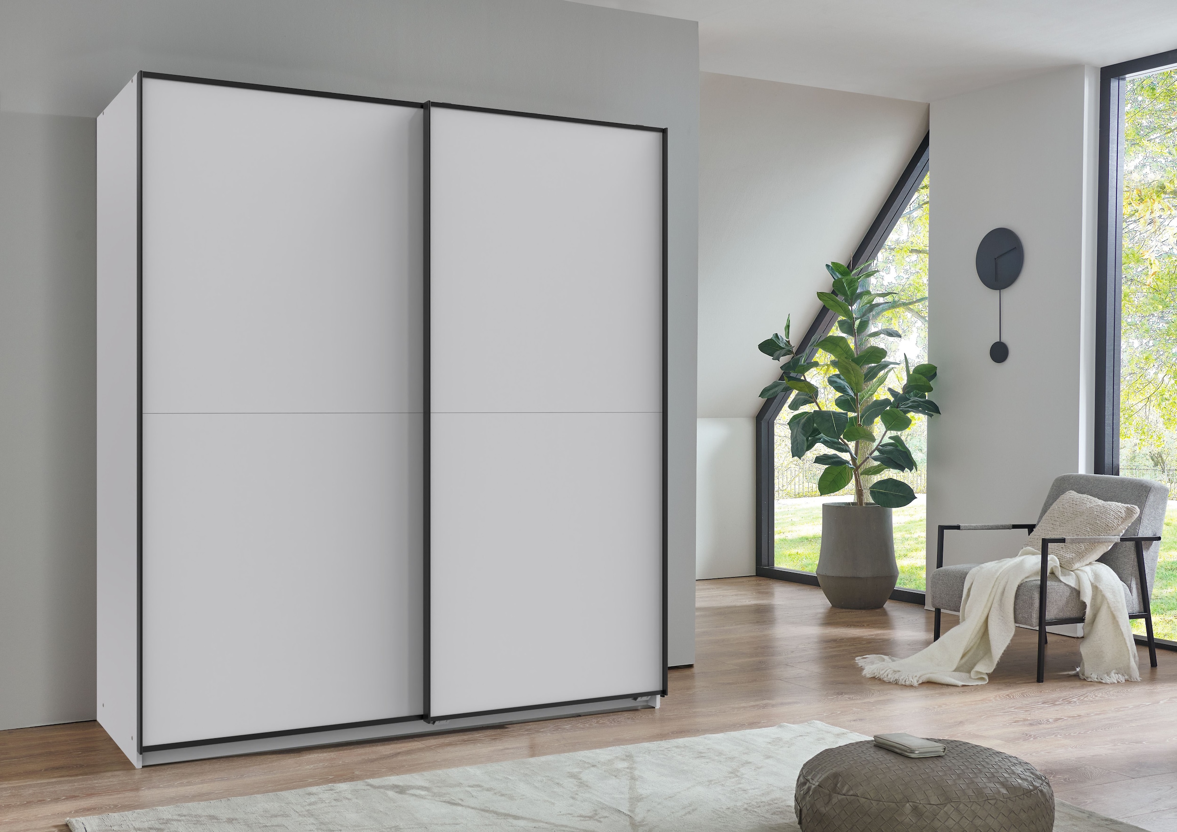 Wimex Schwebetürenschrank »Neu-Ulm in der Breite 180cm, in verschiedenen Farben erhältlich« Mit schwarzen Griffleisten