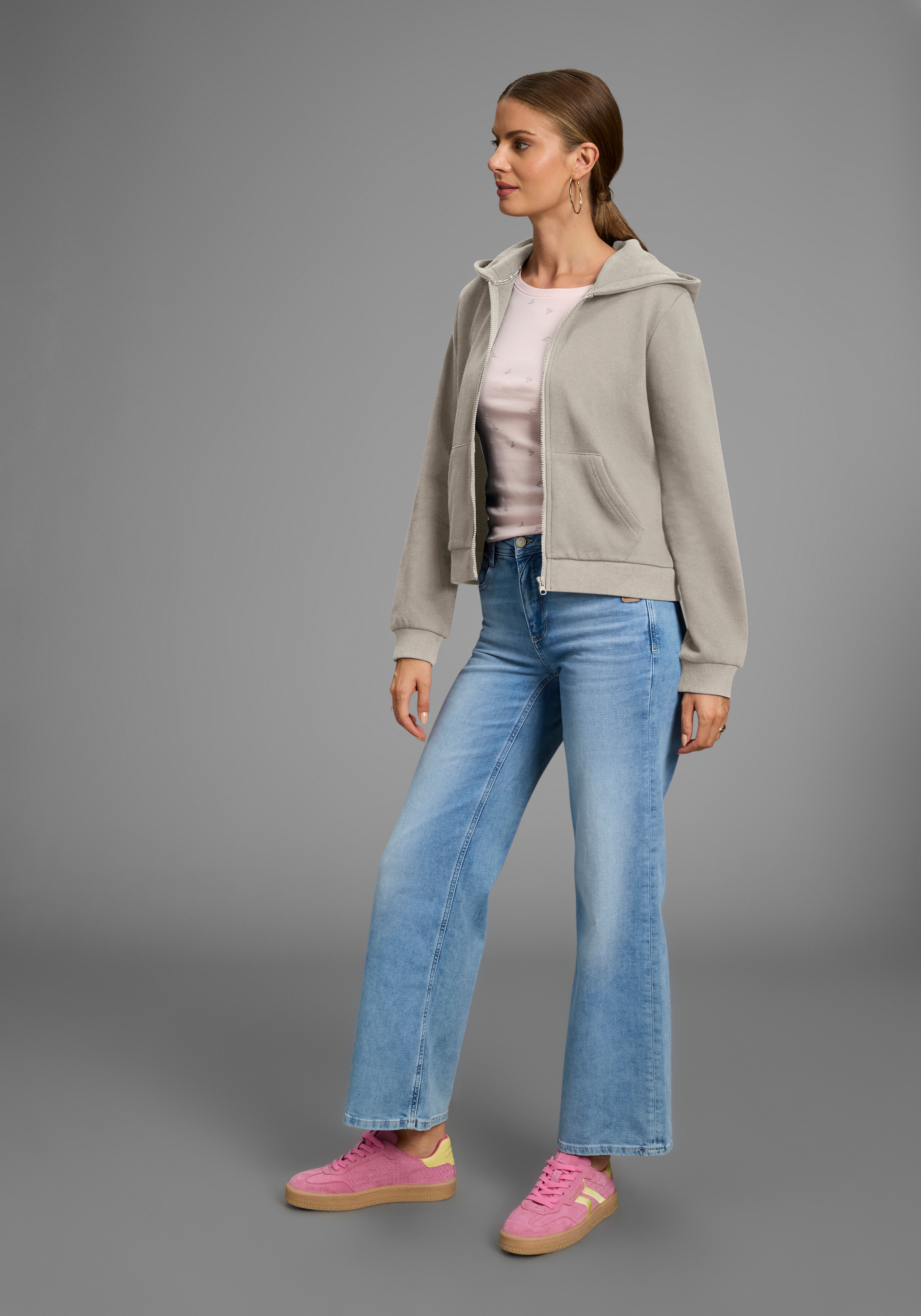 DELMAO Kapuzensweatjacke, mit Reißverschluss, Kapuze & Kängurutasche