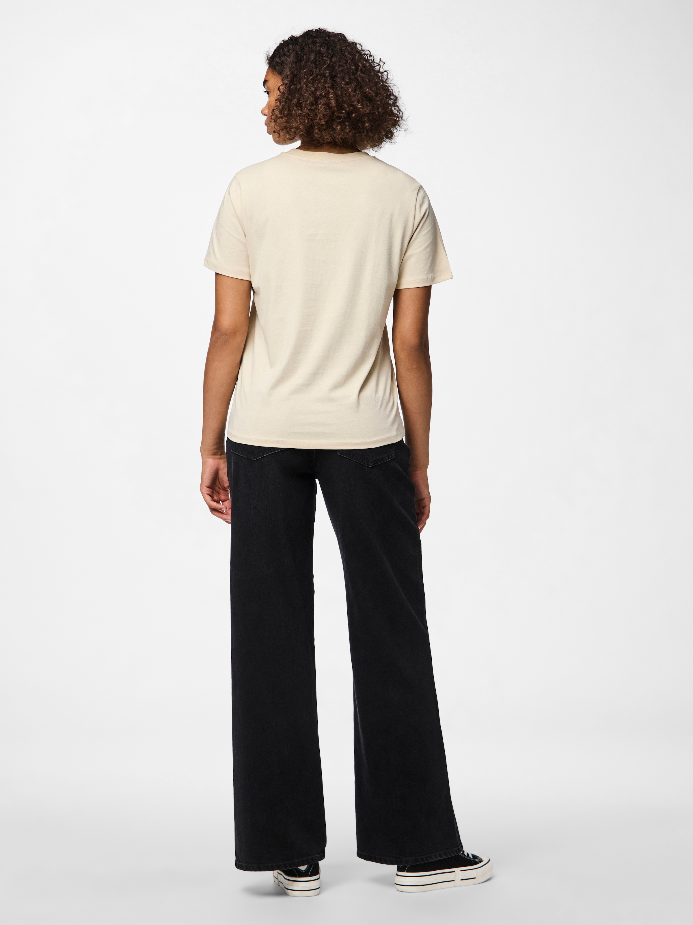 pieces Rundhalsshirt »PCRIA SS SOLID TEE NOOS BC«
