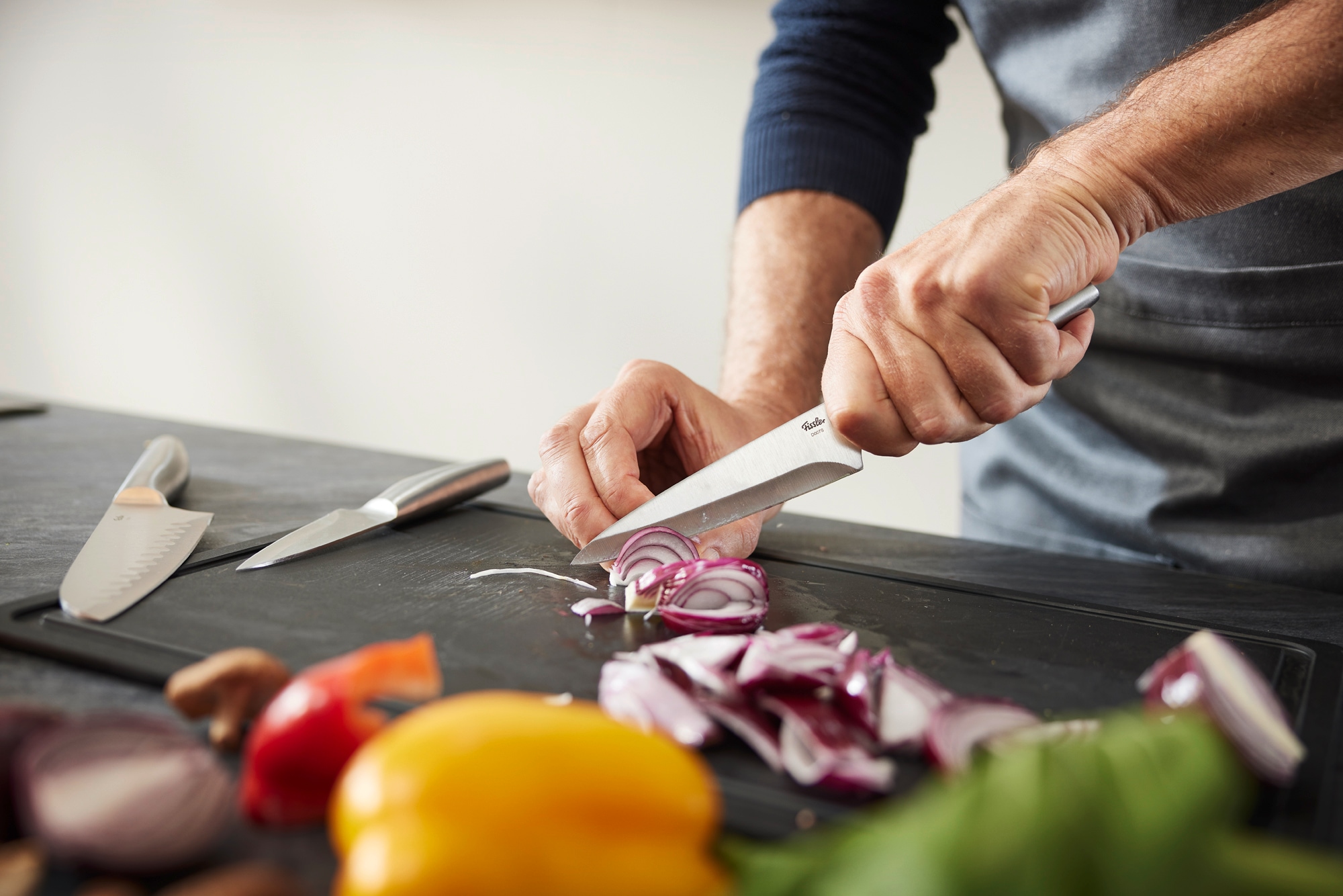 Fissler Universalküchenmesser »Essential« handlich, Halbkropf, gerade Schneide,  gewichteter Griff