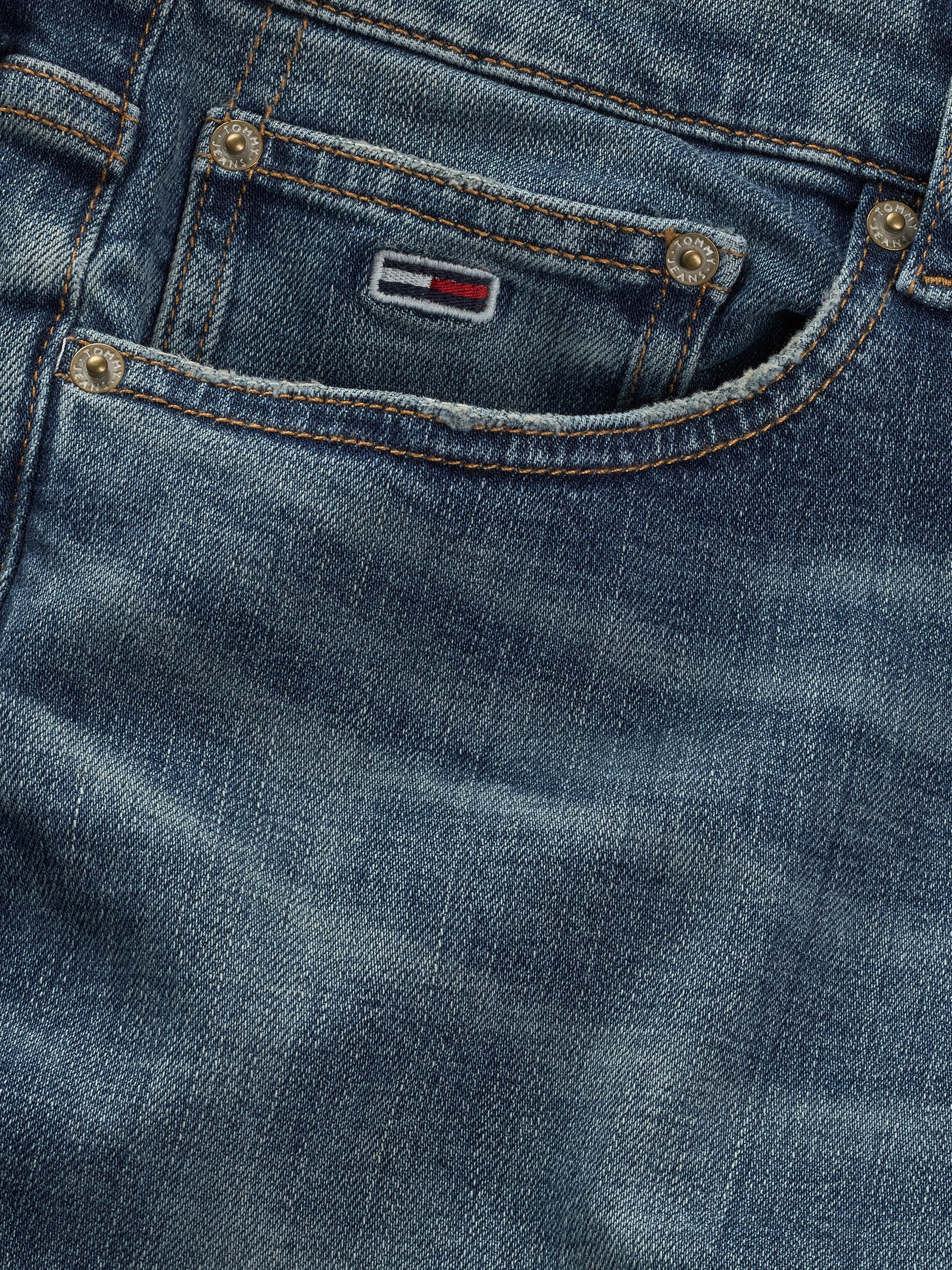 Tommy Jeans Slim-fit-Jeans »Ryan Regular Slim Straight«, Slim‑Straight‑Jeans aus hochwertigem Denim regulärer Leibhöhe
