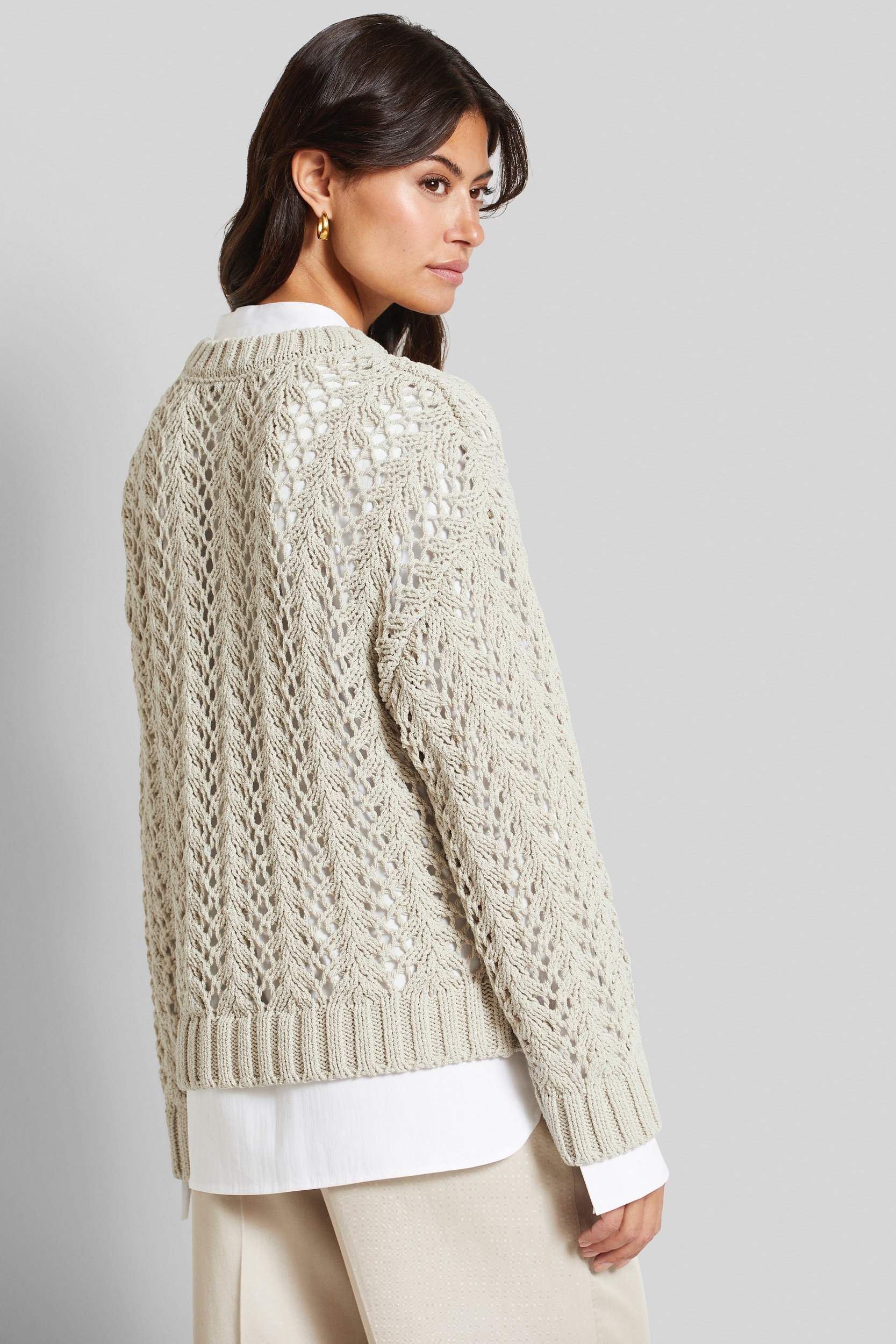 bugatti Rundhalspullover mit Lochstrick