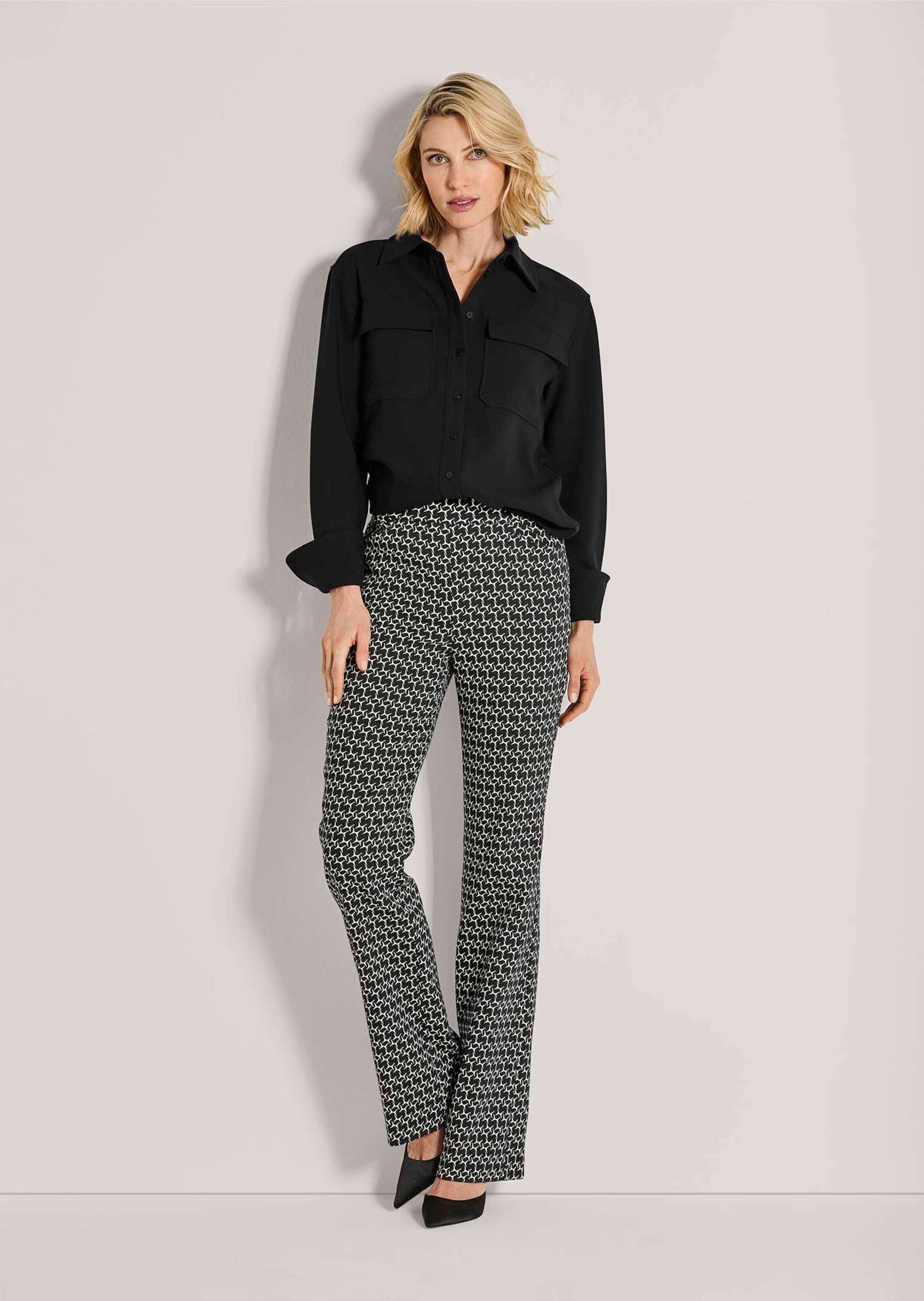 MADELEINE Schlupfhose »Hose Elastische Printhose mit grafischem Muster«