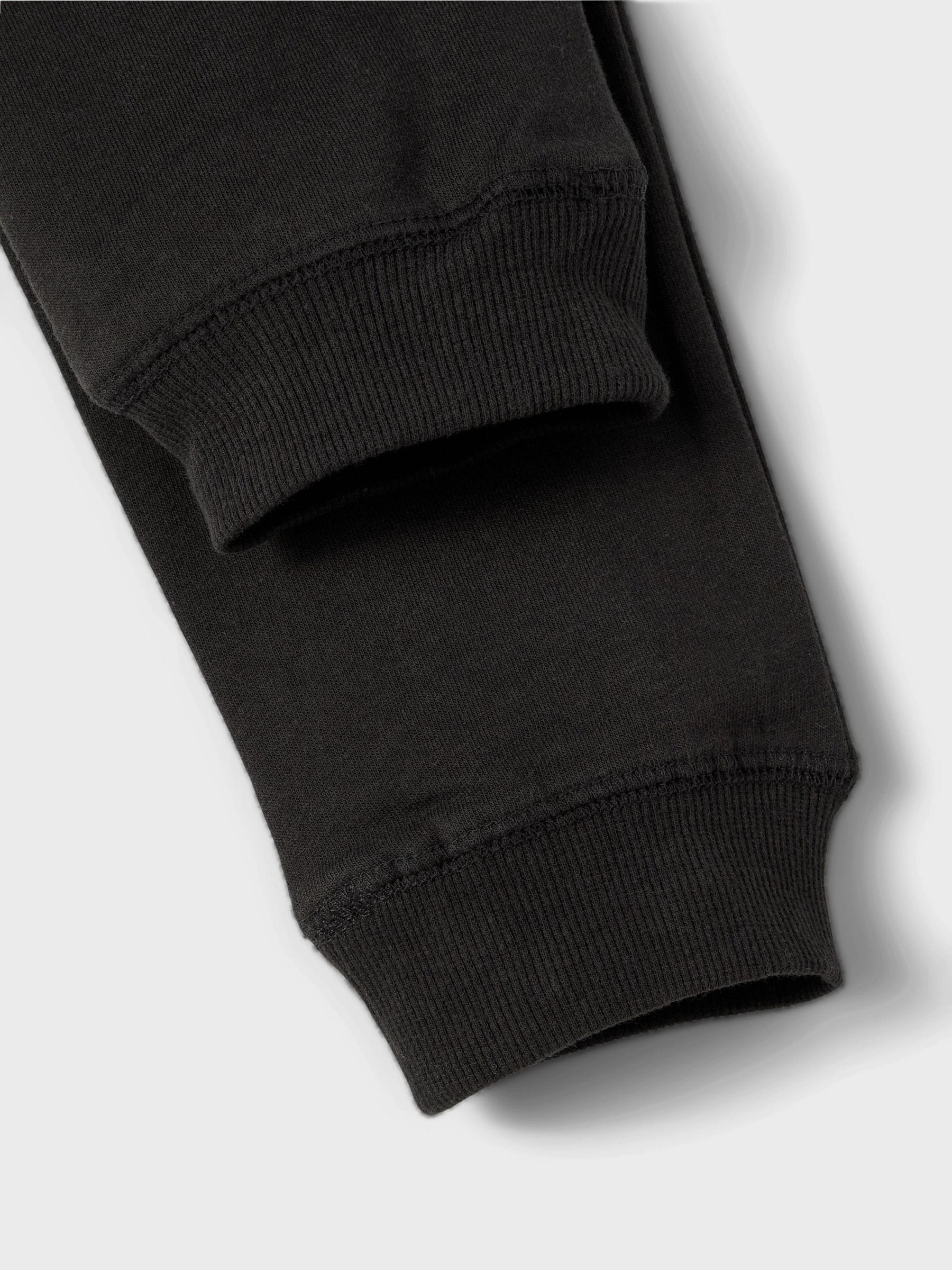 Name It Jogginghose »NKMSWEAT für Jungen mit verstellbarem Bund und Kordelzug«  unifarben, casual, regular fit, Baumwollmix, Rundhals