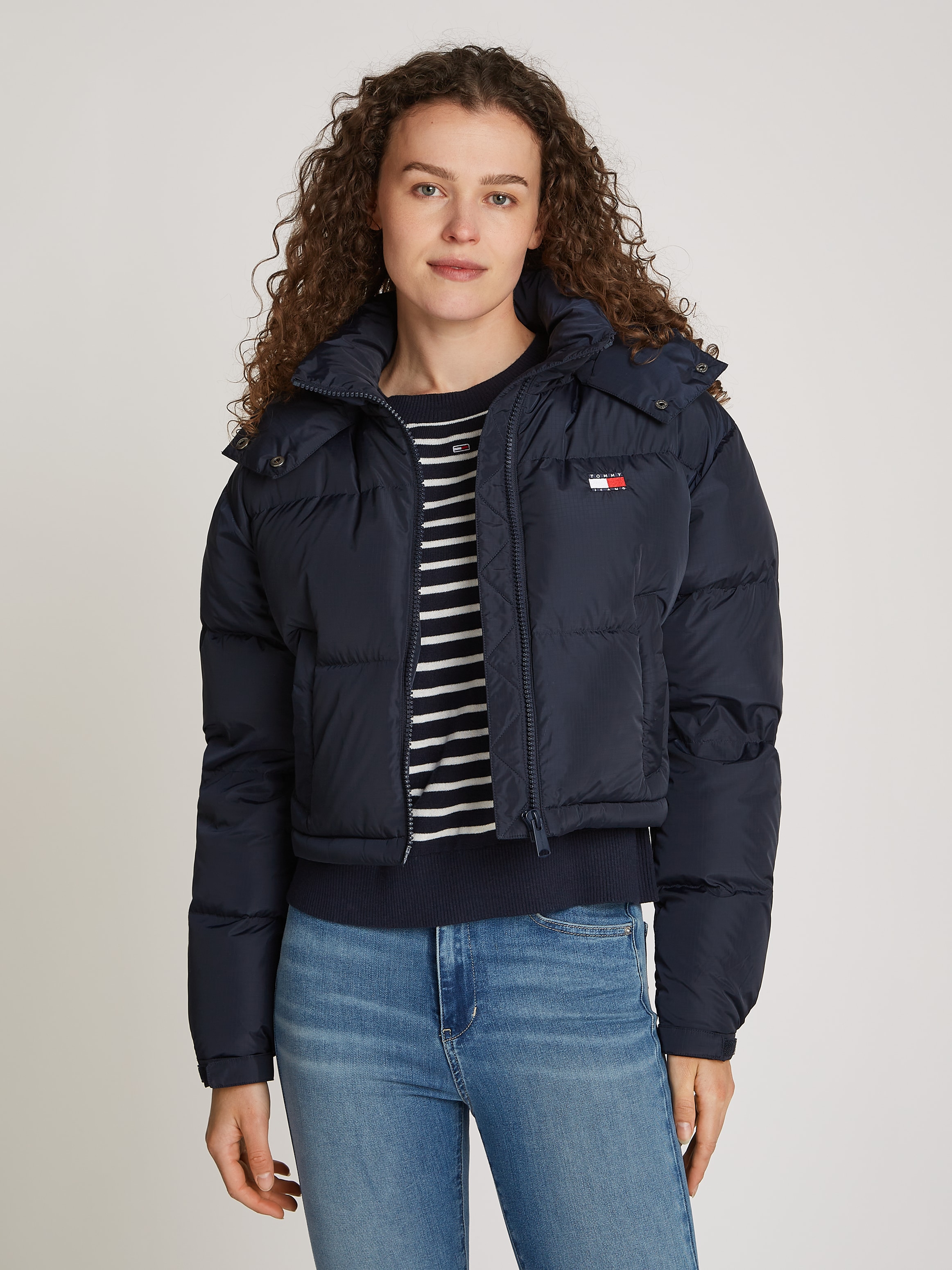 Steppjacke »TJW CRP ALASKA PUFFER«, mit Kapuze, mit Logostickereien