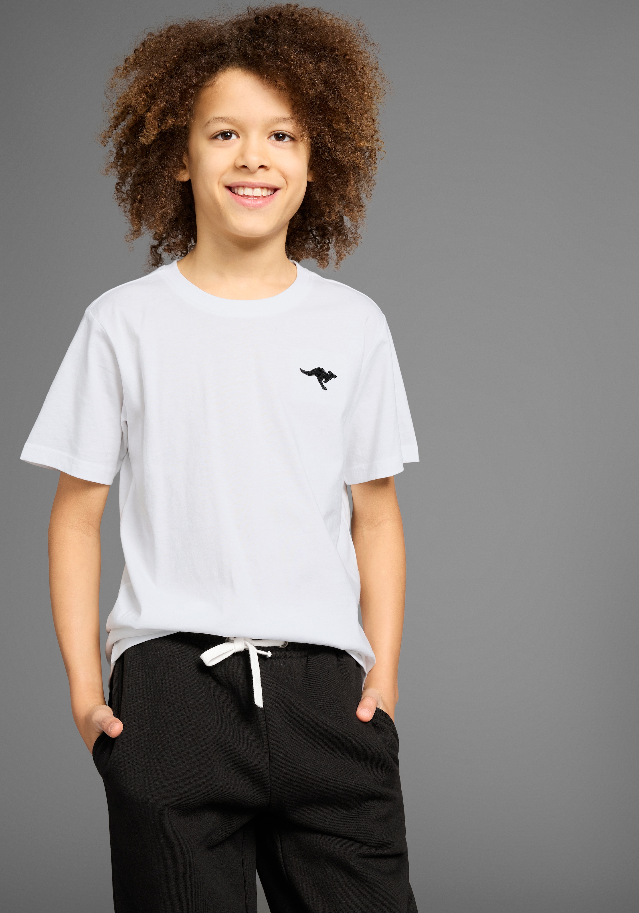 KangaROOS T-Shirt »2er Pack T-Shirts mit kleiner Stickerei« Packung, 2, 2 Stk. , 2 T-Shirts mit Stickerei