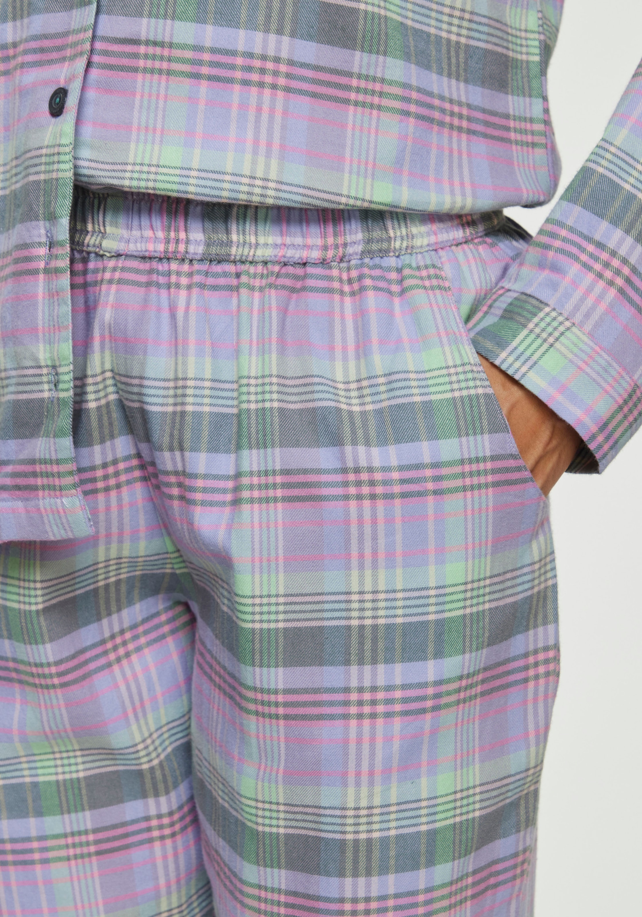 Vivance Dreams Pyjama 2-teilig, 2 aus kuschelig weichem Flanell