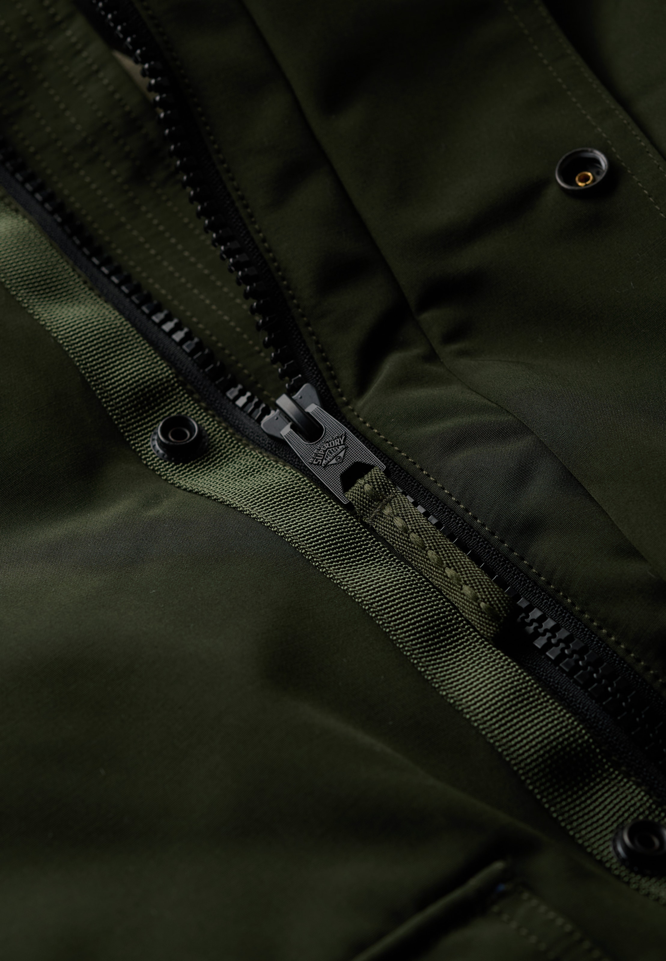 Superdry Steppjacke »EVEREST FAUX FUR BOMBER JACKET«, mit Kapuze