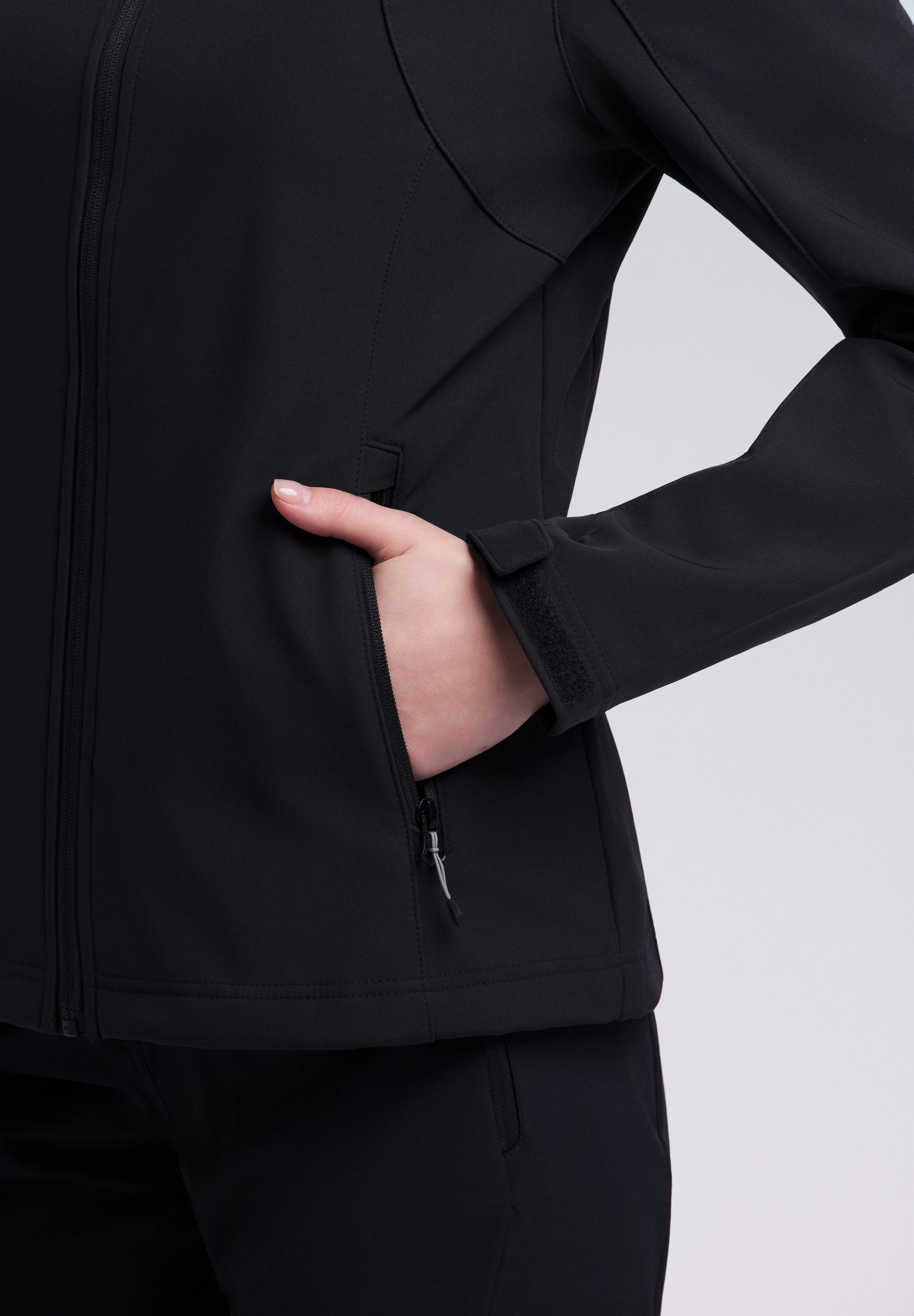 Icepeak Softshelljacke »BRENHAM« mit Kapuze winddicht, wasserabweisend, atmungsaktiv, mit abnehmbarer Kapuze