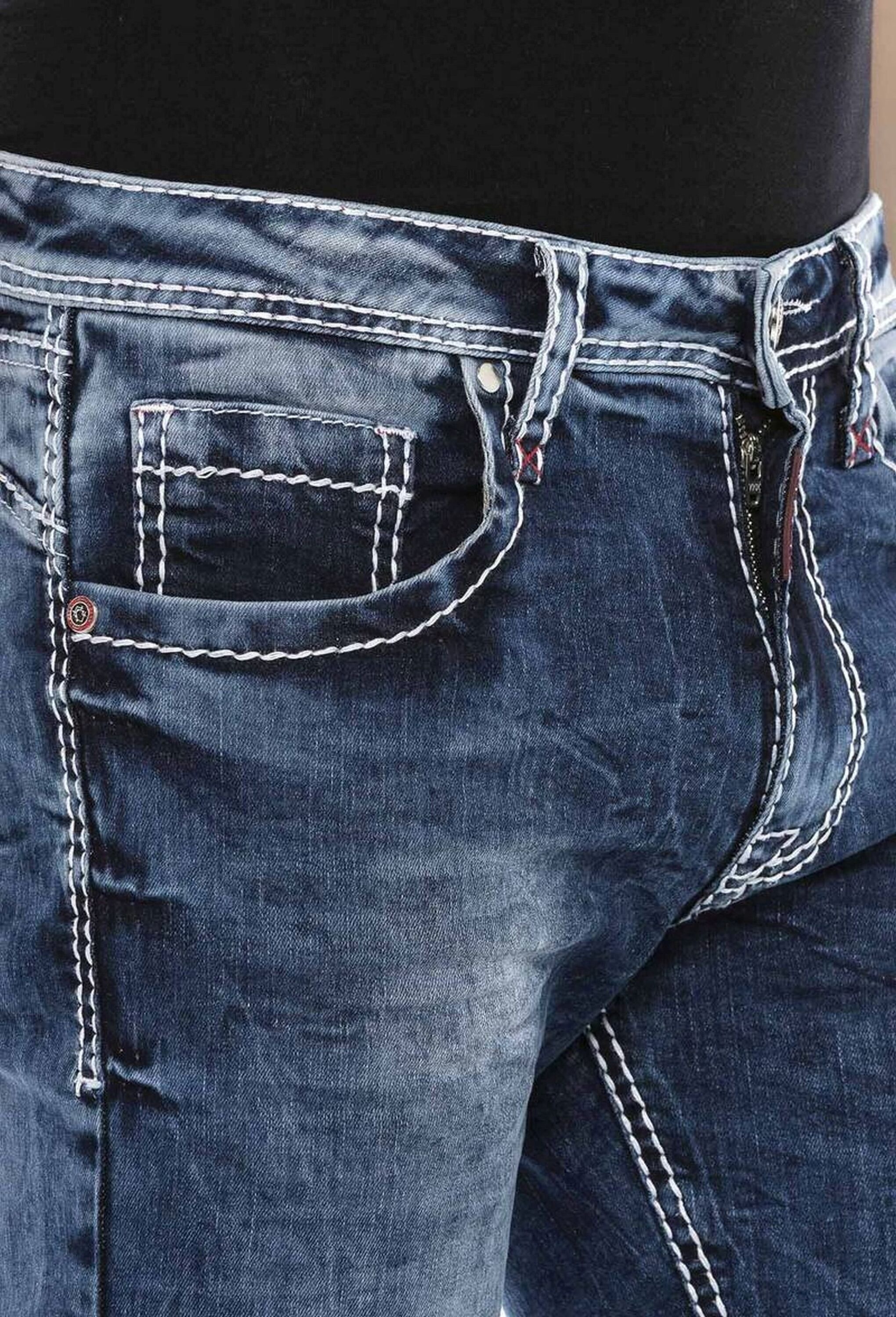 Cipo & Baxx 5-Pocket-Jeans »Cipo & Baxx Jeans DENIM« bequeme Jeans in klassischem Design, CD588