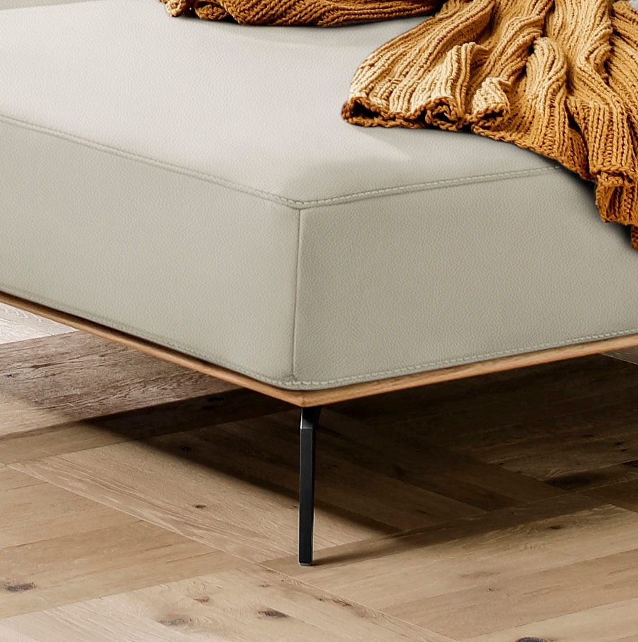 W.SCHILLIG Ecksofa »run, Designsofa mit tollem Sitzkomfort, bequem, L-Form«, mit Holzsockel, Füße in Schwarz pulverbeschichtet, Breite 299 cm