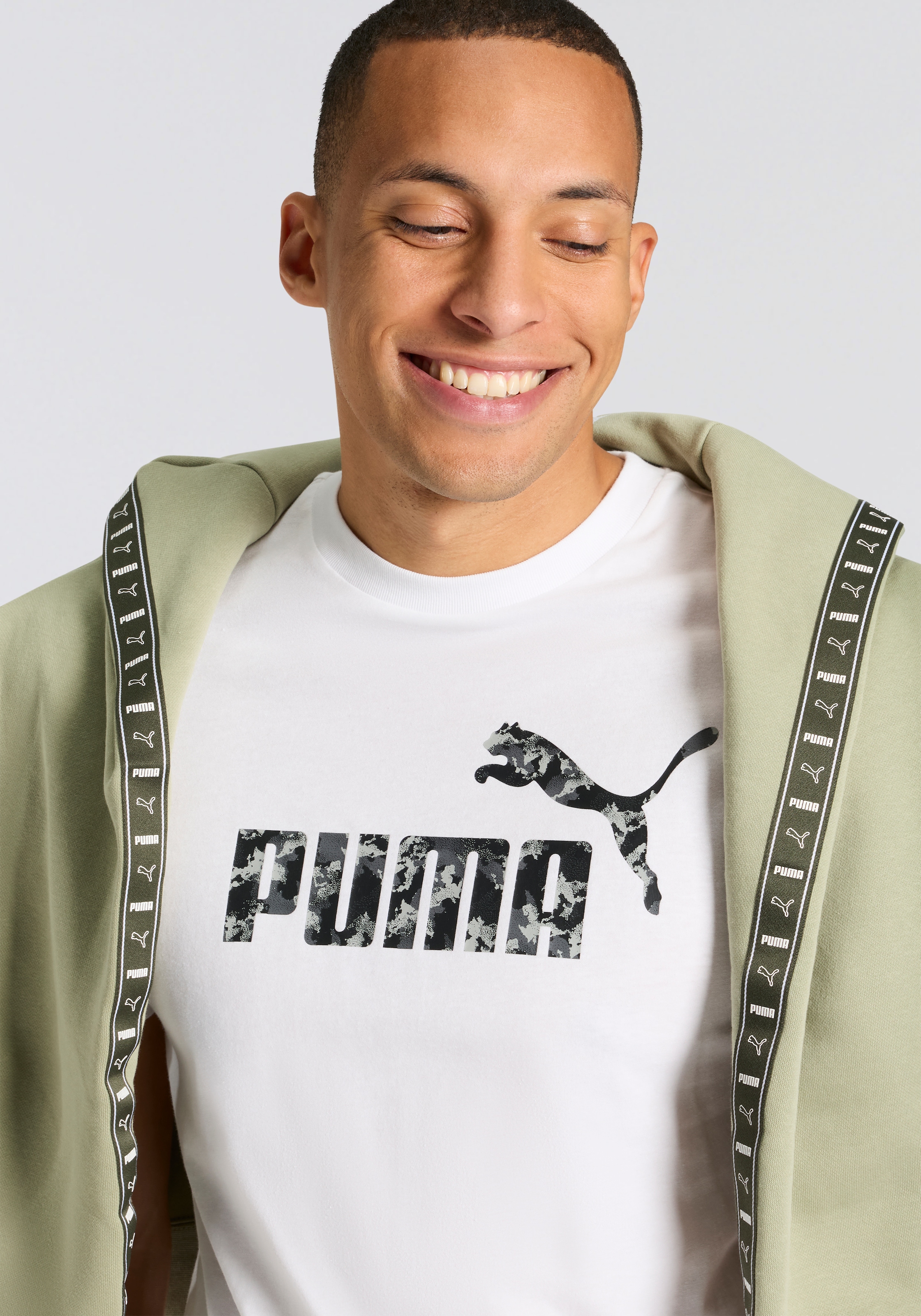 PUMA T-Shirt »ESS CAMO TEE« gerade Passform, Kurzarm, für Alltag und Freizeit