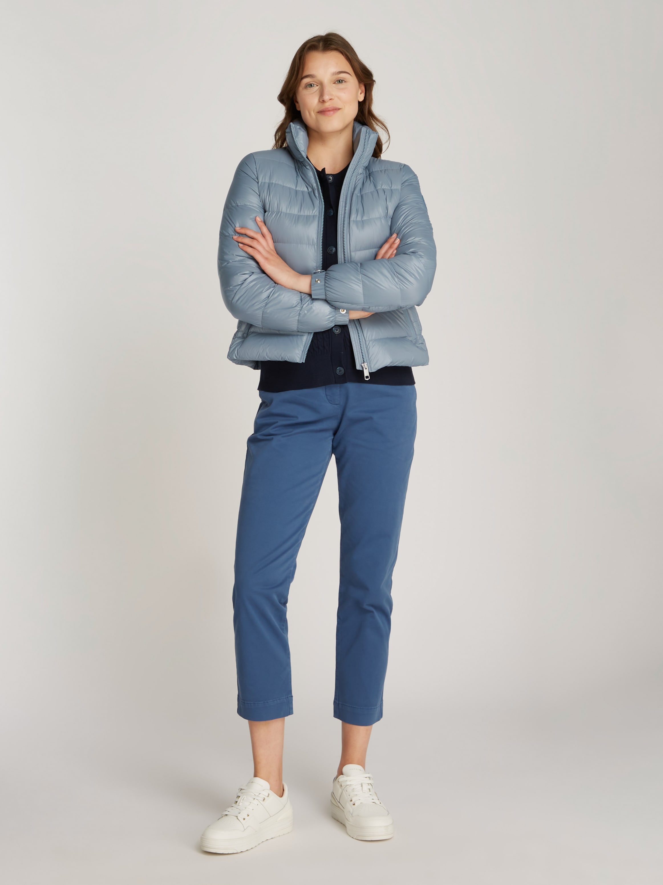 Tommy Hilfiger Steppjacke »LW DOWN FEMININE GLOSS JACKET«, mit leichter Wattierung