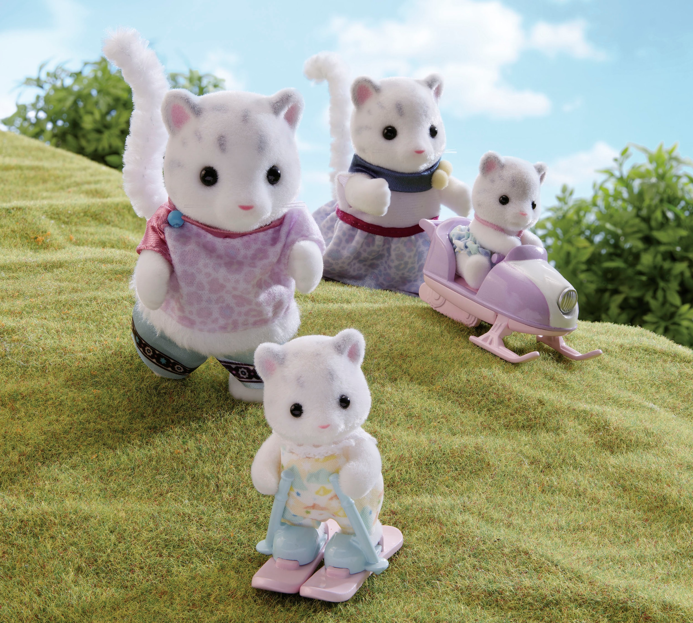 Sylvanian Families Spielfigur »Schneeleoparden Familie (5814)«