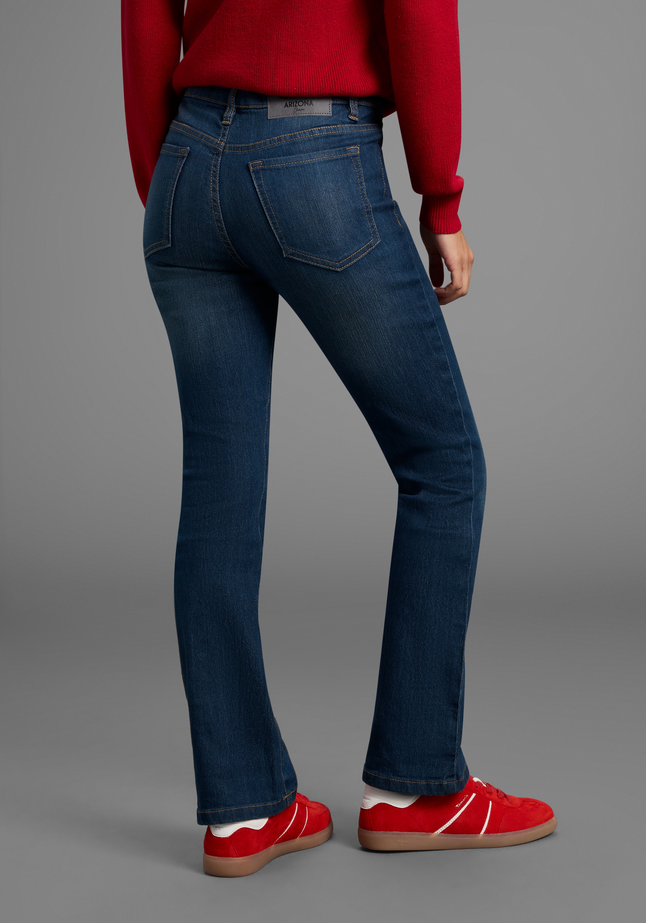 Arizona Bootcut-Jeans »Baby-Boot«, normale Leibhöhe, Bootcut, mit Coinpocket, mit Eingrifftaschen