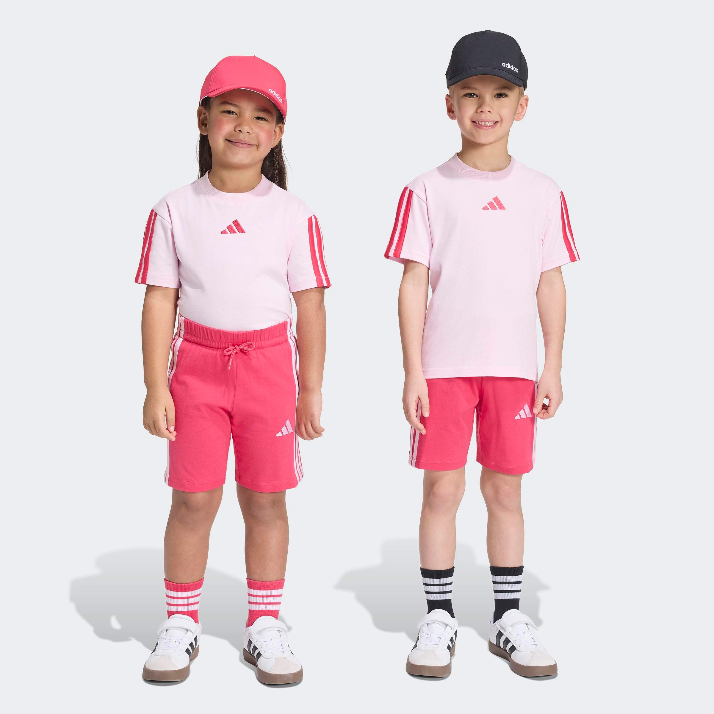 adidas Sportswear Trainingsanzug "ESSENTIALS KIDS -SET" 2 für Kinder, mit 2 Teilen, aus Baumwolle